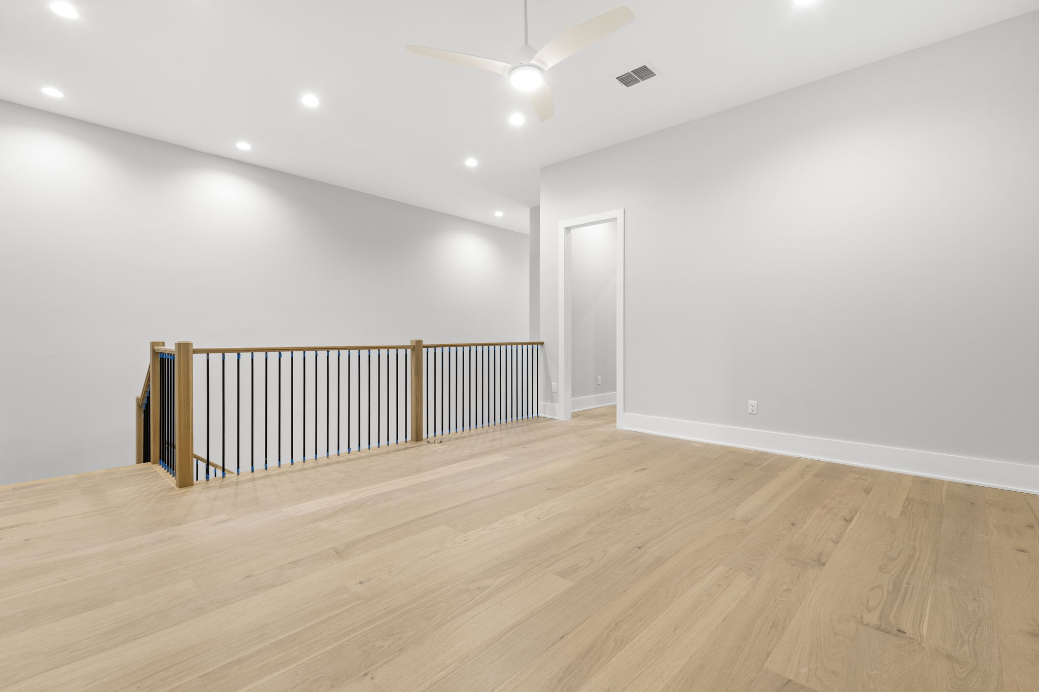 Tampa, Florida, 33609, United States, 3 Bedrooms Bedrooms, ,4 BathroomsBathrooms,Residential,For Sale,1900707