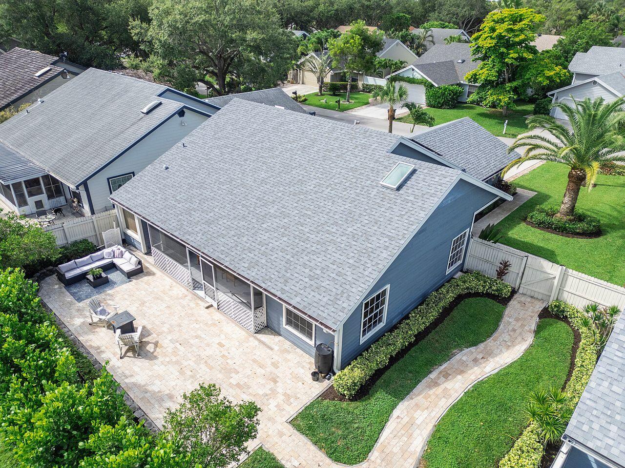 Wellington, Florida, 33414, United States, 2 Bedrooms Bedrooms, ,2 BathroomsBathrooms,Residential,For Sale,1892262