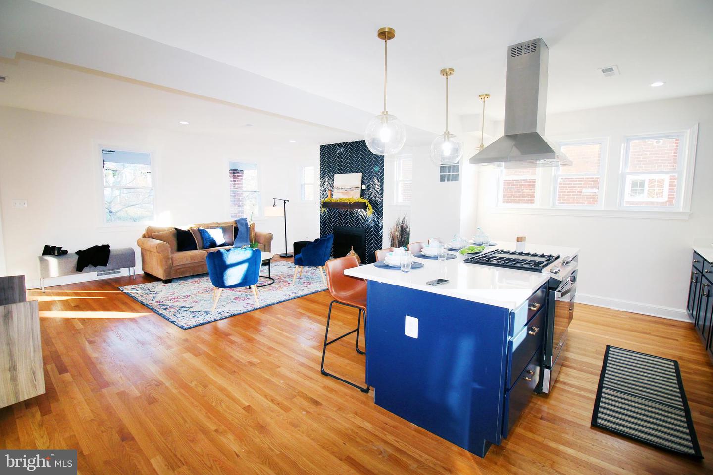 WASHINGTON, District of Columbia, 20012, United States, 4 Bedrooms Bedrooms, ,4 BathroomsBathrooms,Residential,For Sale,1783865