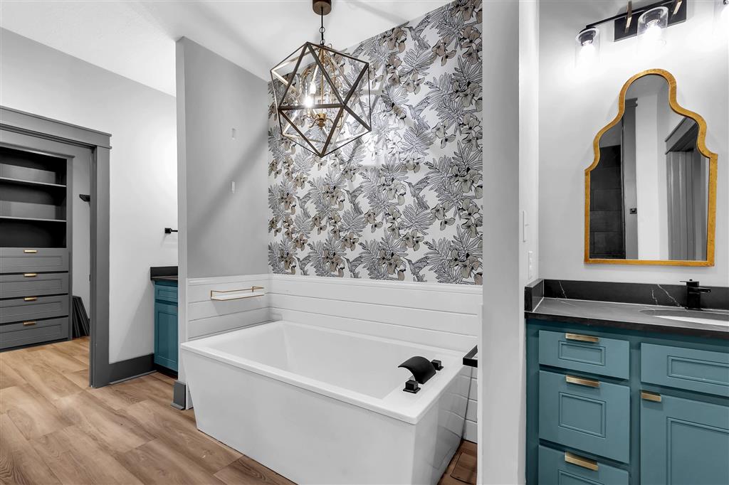 Dequincy, Louisiana, 70633, United States, 5 Bedrooms Bedrooms, ,4 BathroomsBathrooms,Residential,For Sale,1984141