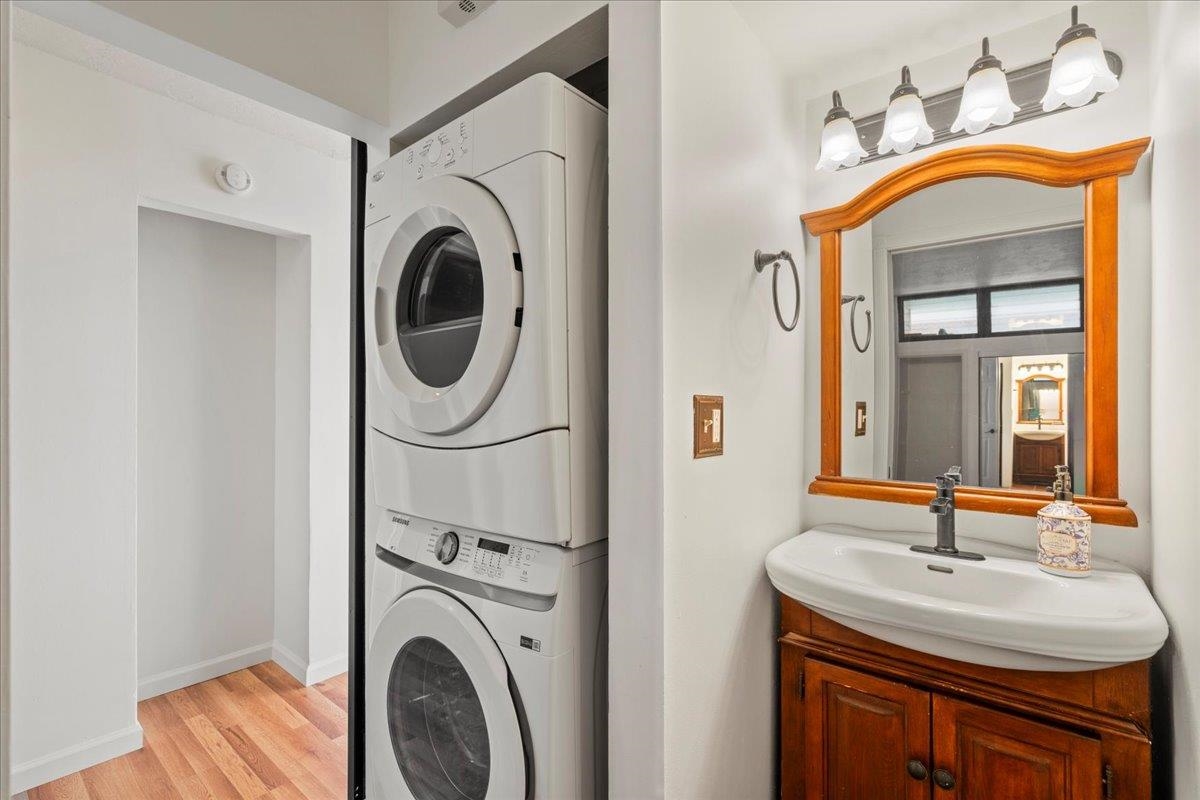 Wailuku, Hawaii, 96793, United States, 2 Bedrooms Bedrooms, ,2 BathroomsBathrooms,Residential,For Sale,1849060