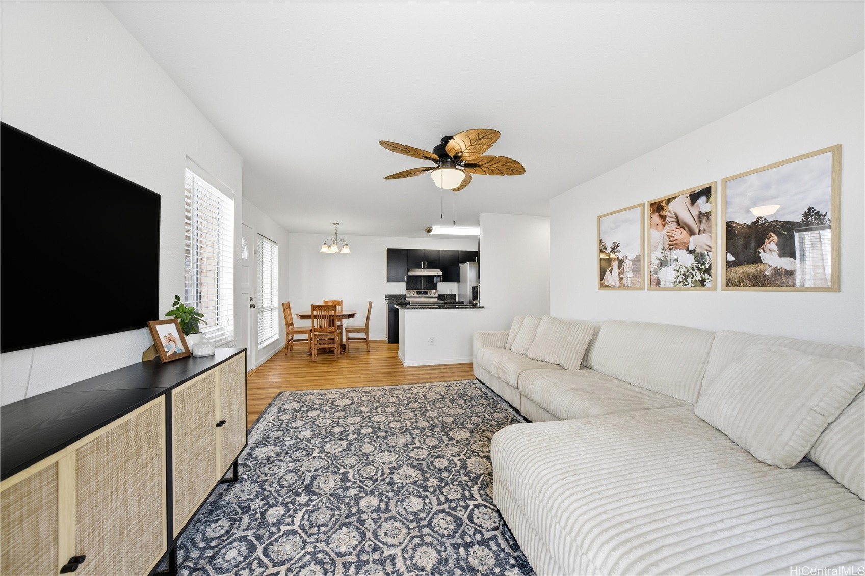 Waipahu, Hawaii, 96797, United States, 2 Bedrooms Bedrooms, ,2 BathroomsBathrooms,Residential,For Sale,1988168