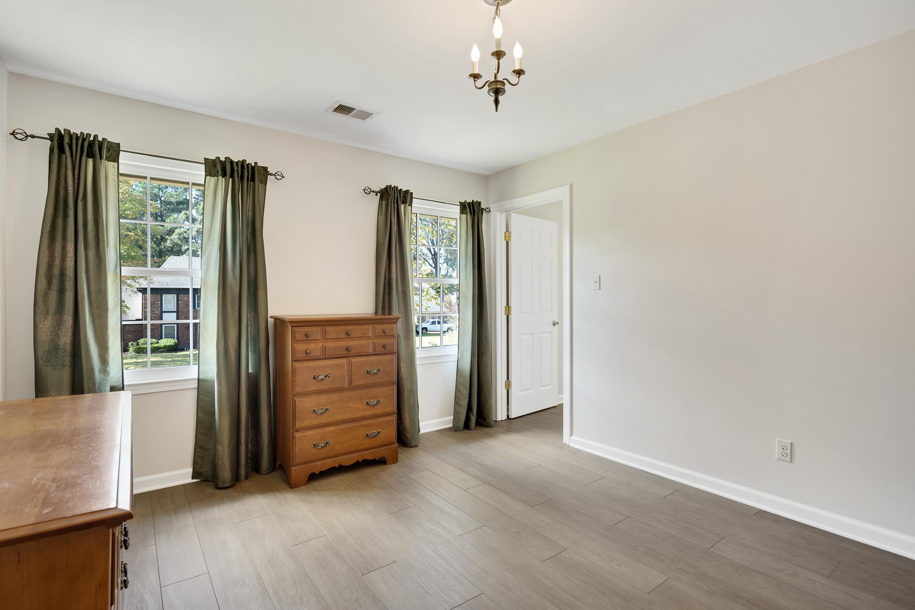 Germantown, Tennessee, 38139, United States, 4 Bedrooms Bedrooms, ,4 BathroomsBathrooms,Residential,For Sale,1985458