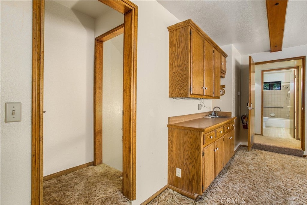 Crestline, California, 92325, United States, 3 Bedrooms Bedrooms, ,4 BathroomsBathrooms,Residential,For Sale,1836283