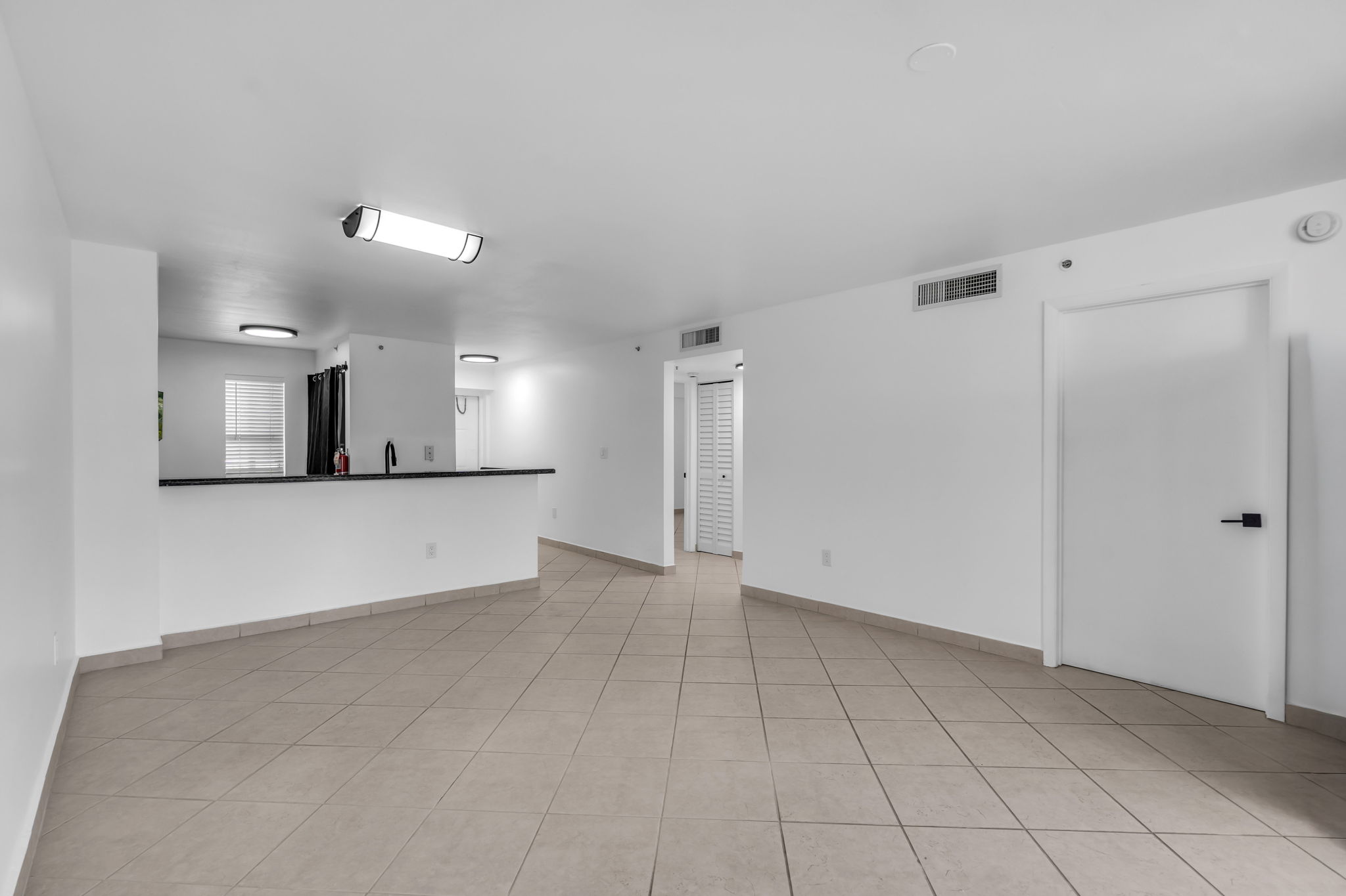  1401 Bay Rd, Miami Beach, FL, 33139 - 物件實景