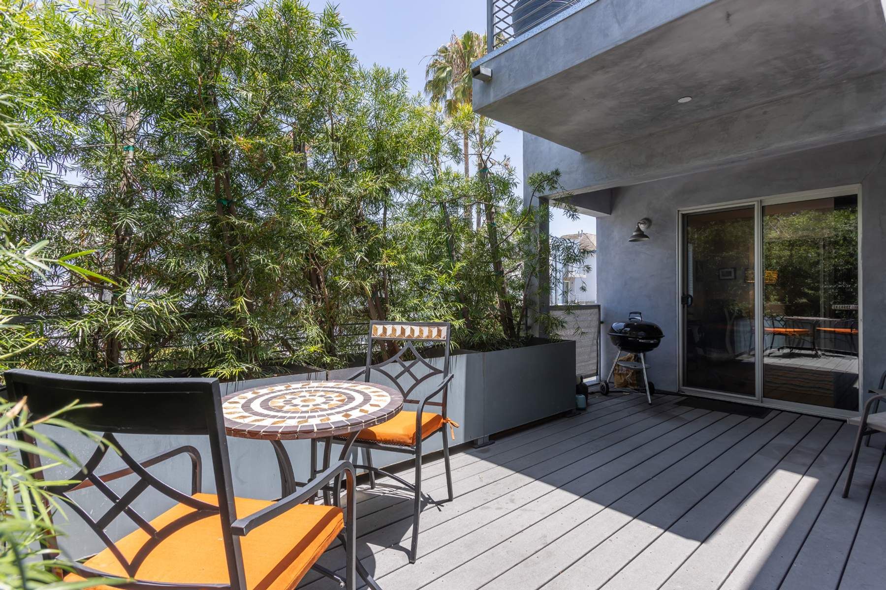  5936 Barton Avenue - 物件實景
