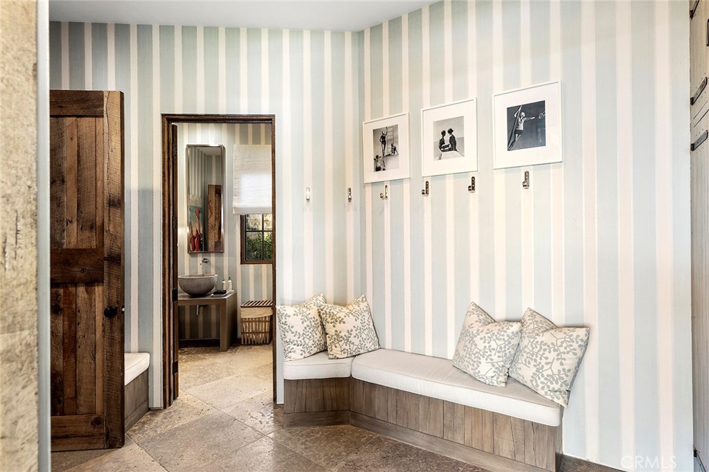 Indian Wells, California, 92210, United States, 5 Bedrooms Bedrooms, ,7 BathroomsBathrooms,Residential,For Sale,2001753