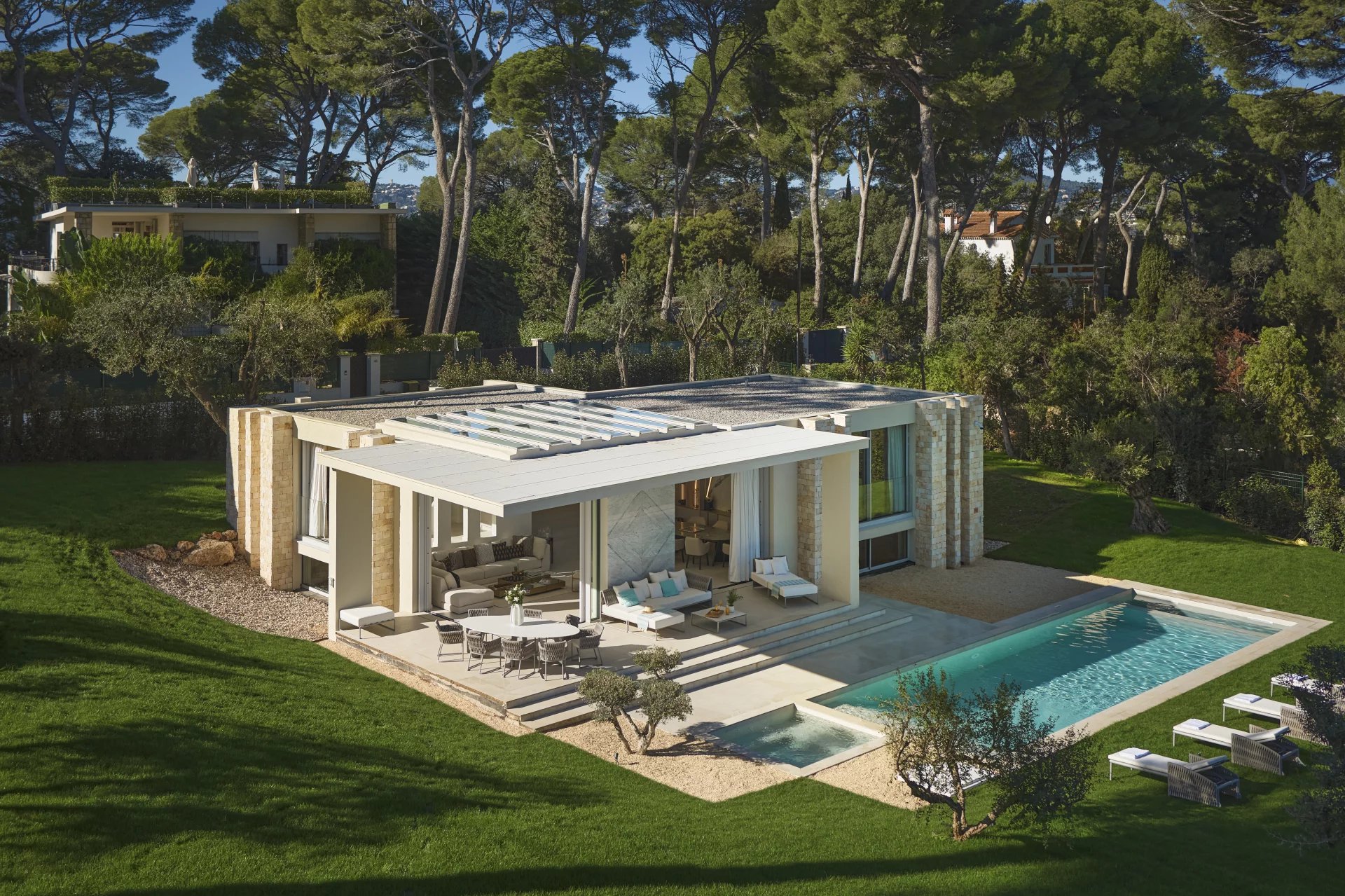 Antibes, Provence-Alpes-Côte d?Azur, 06600, FR, 4 Bedrooms Bedrooms, ,4 BathroomsBathrooms,Residential,For Sale,1610674