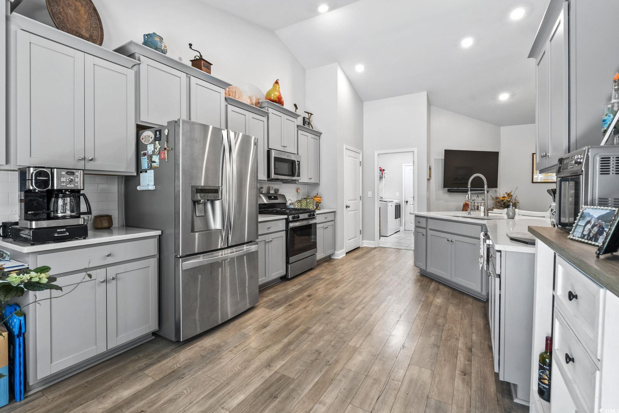 Myrtle Beach, South Carolina, 29588, United States, 4 Bedrooms Bedrooms, ,3 BathroomsBathrooms,Residential,For Sale,1983436