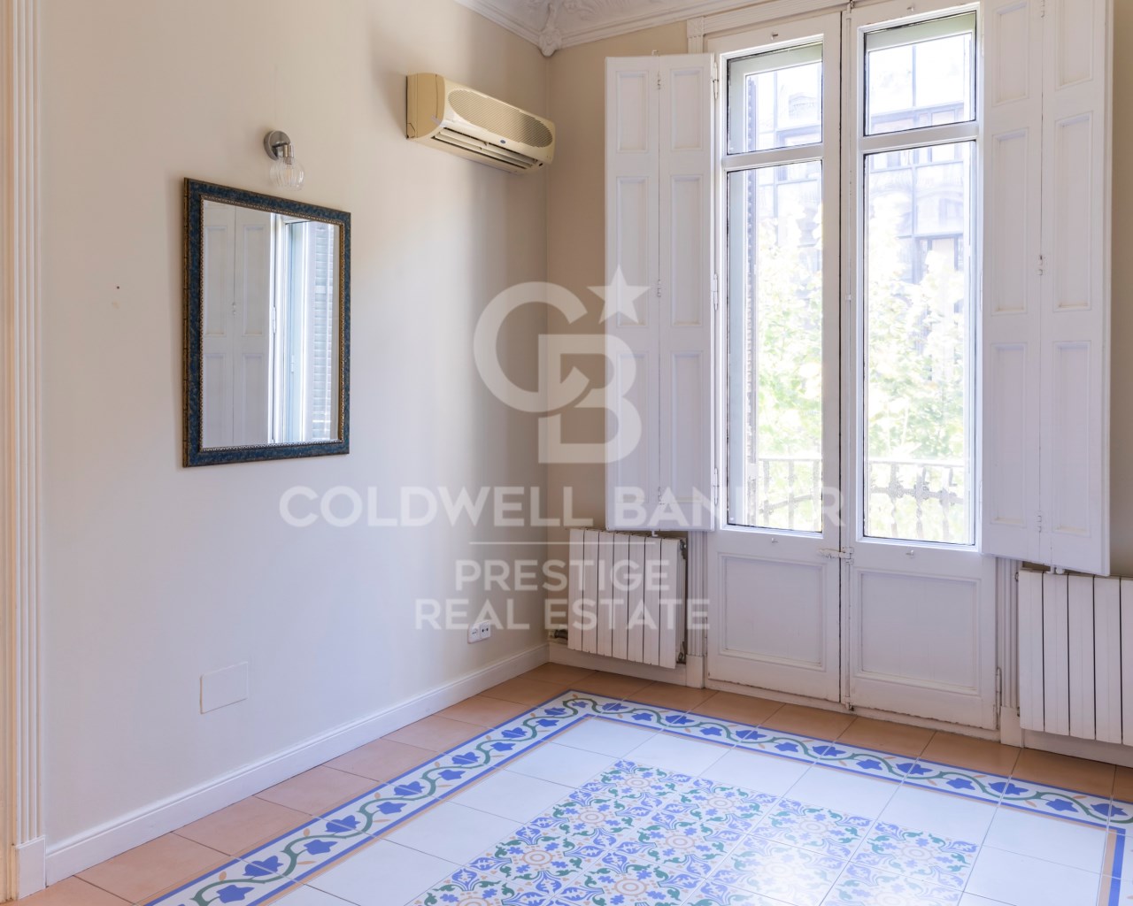Barcelona, Barcelona, Eixample, La Dreta de l'Eix, Barcelona, Catalonia, ES, 5 Bedrooms Bedrooms, ,2 BathroomsBathrooms,Residential,For Sale,Barcelona, Barcelona, Eixample, La Dreta de l'Eix,1448884