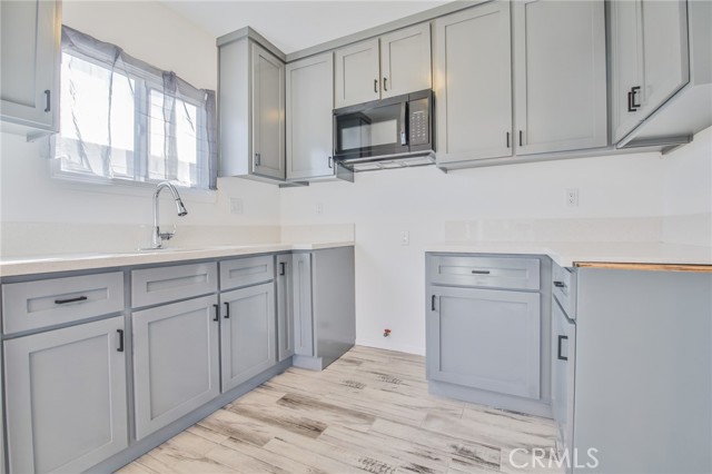 Los Angeles, California, 90002, United States, 3 Bedrooms Bedrooms, ,2 BathroomsBathrooms,Residential,For Sale,1986047