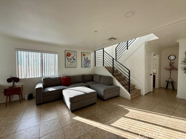 Inglewood, California, 90303, United States, ,Residential,For Sale,1974982