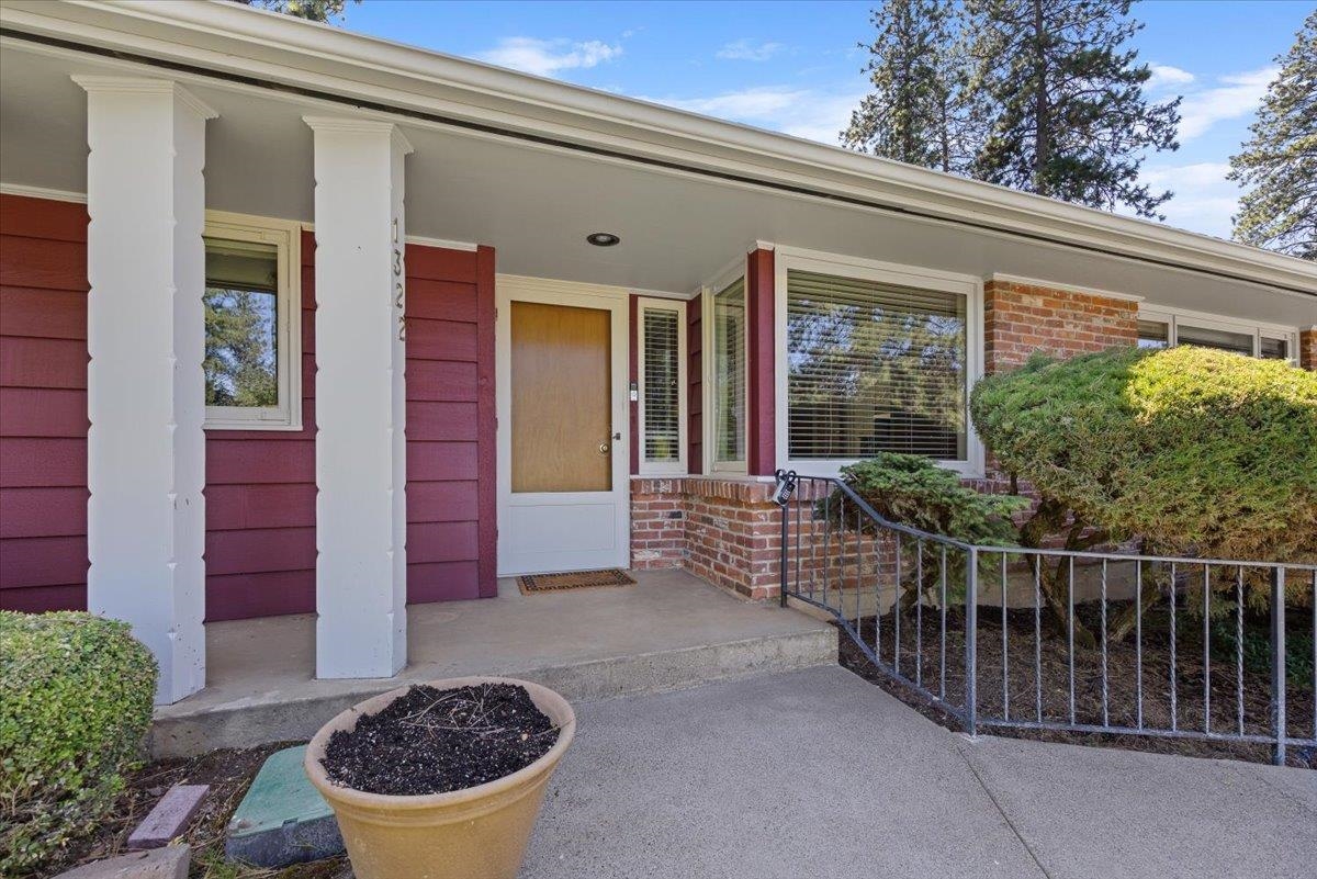 Spokane, Washington, 99203, United States, 2 Bedrooms Bedrooms, ,2 BathroomsBathrooms,Residential,For Sale,1913433