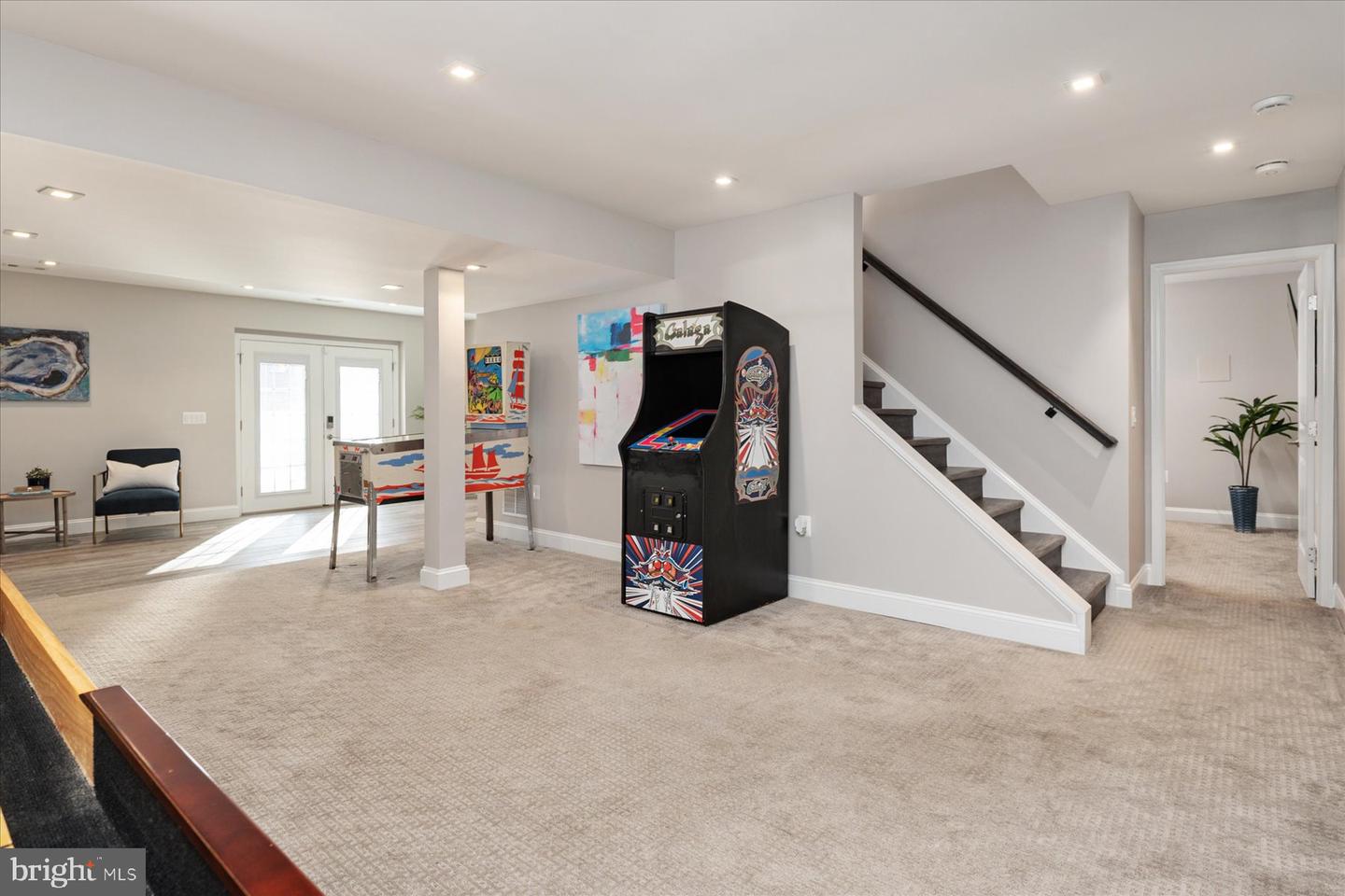 Pasadena, Maryland, 21122, United States, 4 Bedrooms Bedrooms, ,4 BathroomsBathrooms,Residential,For Sale,1989268