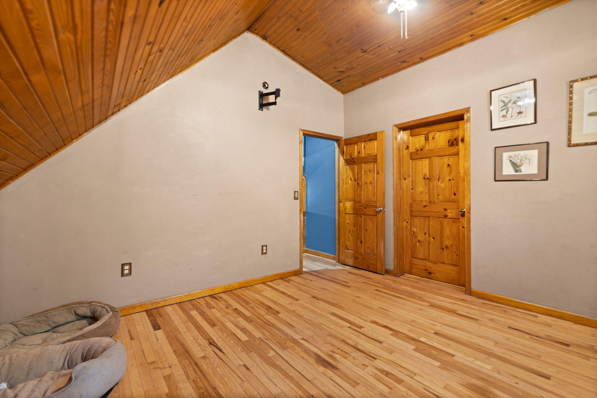 Sextons Creek, Kentucky, 40983, United States, 3 Bedrooms Bedrooms, ,2 BathroomsBathrooms,Residential,For Sale,1938834