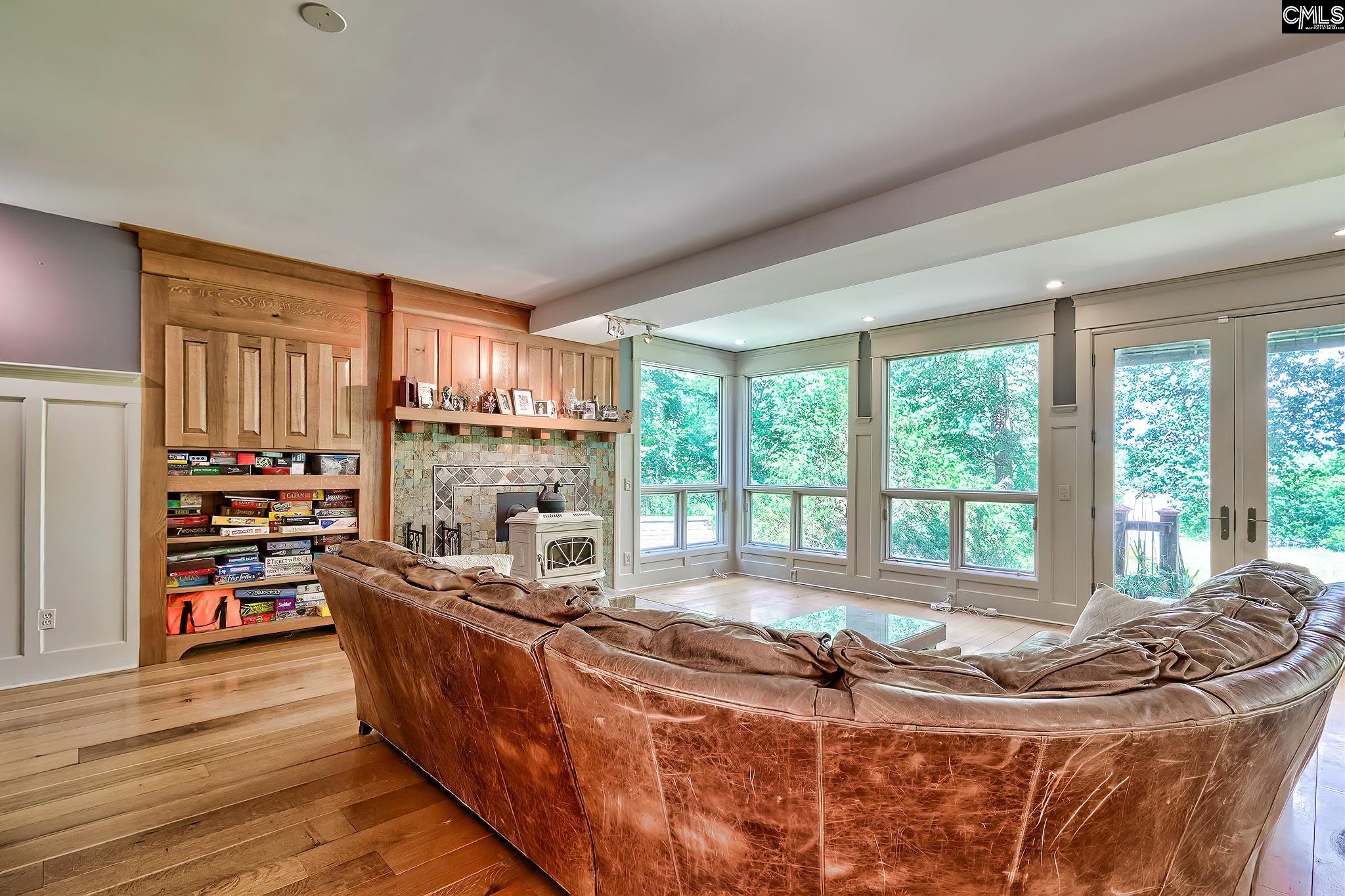 Irmo, South Carolina, 29063, United States, 5 Bedrooms Bedrooms, ,4 BathroomsBathrooms,Residential,For Sale,1820977