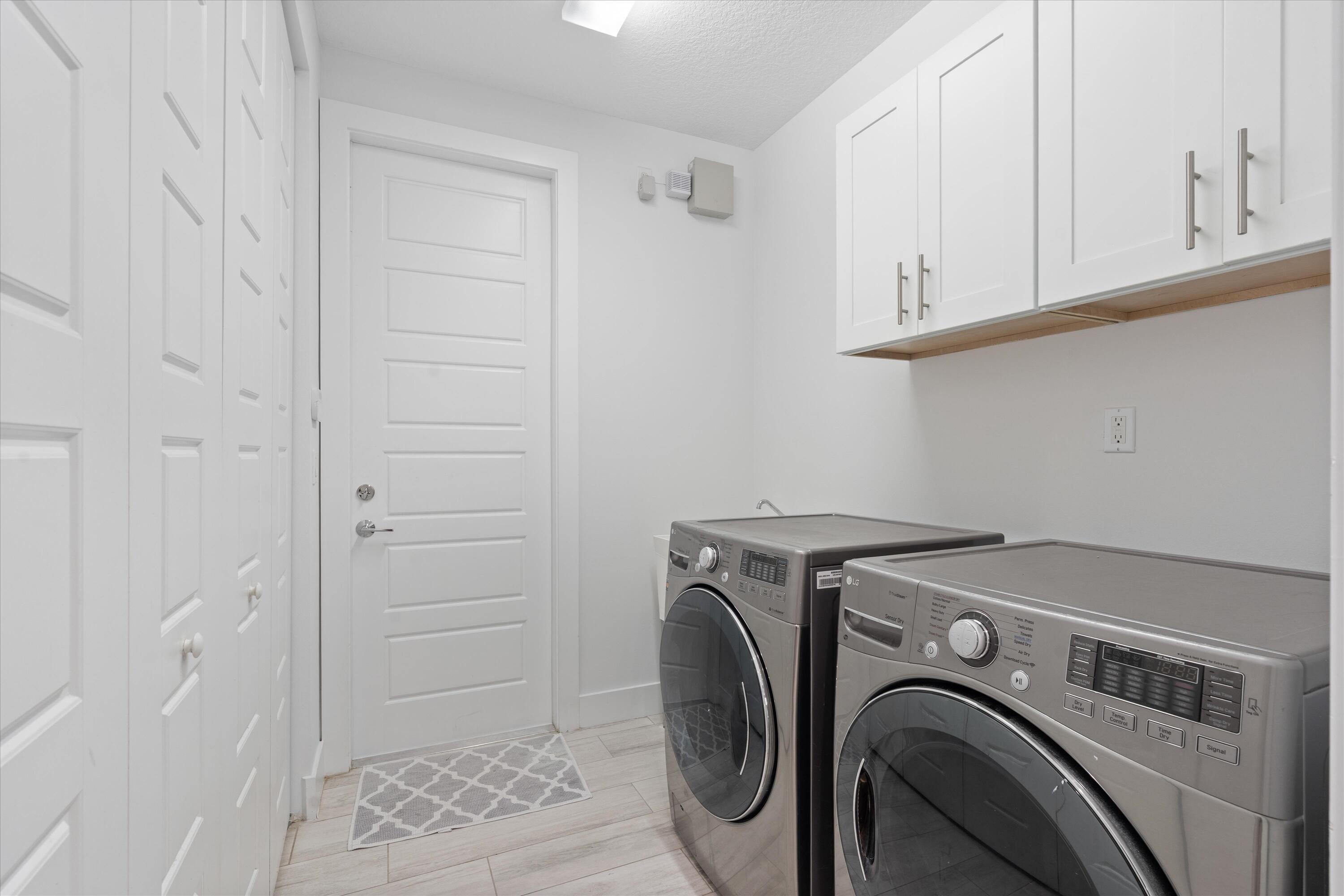 Palm Beach Gardens, Florida, 33418, United States, 4 Bedrooms Bedrooms, ,3 BathroomsBathrooms,Residential,For Sale,1949716