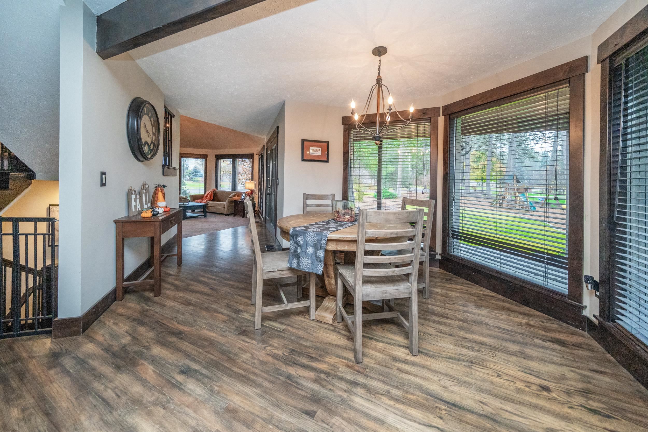 Colbert, Washington, 99005, United States, 5 Bedrooms Bedrooms, ,4 BathroomsBathrooms,Residential,For Sale,1974810