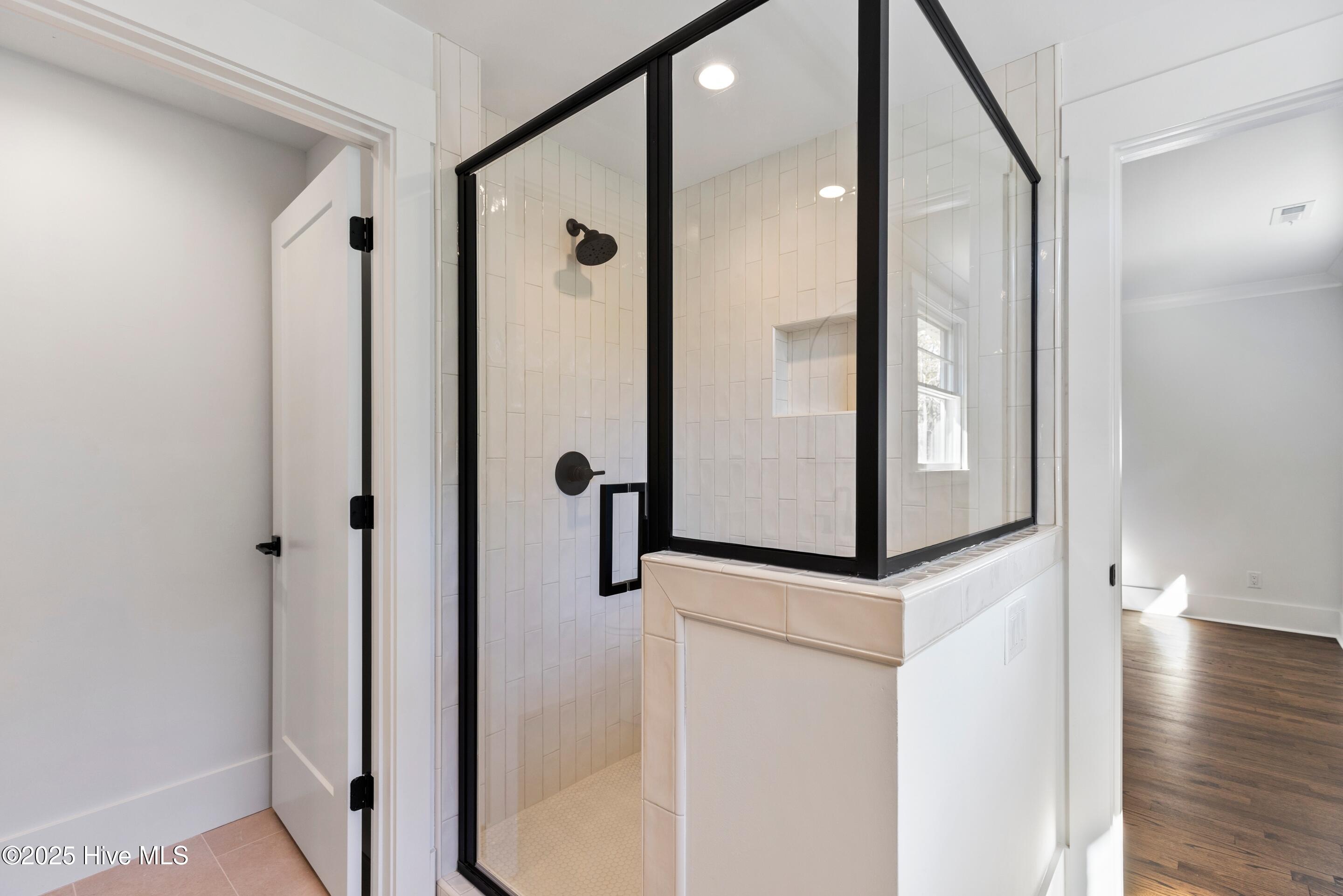 Wilmington, North Carolina, 28403, United States, 4 Bedrooms Bedrooms, ,2 BathroomsBathrooms,Residential,For Sale,1991913