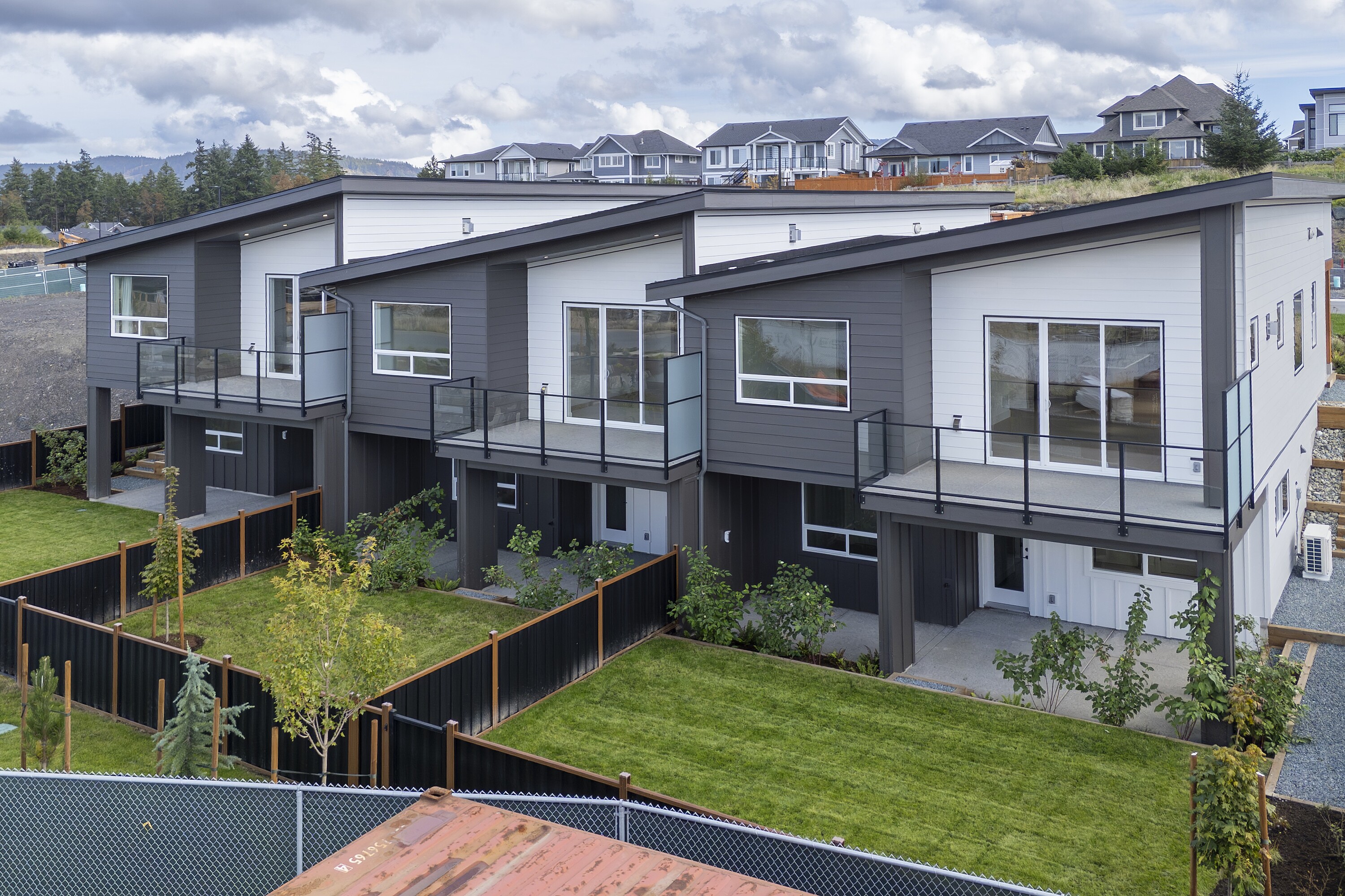  Luxury View Townhomes - 物件實景
