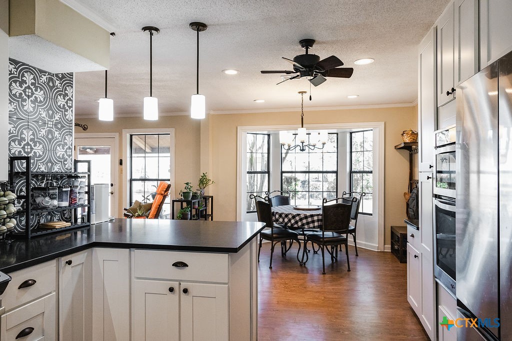 Yoakum, Texas, 77995, United States, 4 Bedrooms Bedrooms, ,3 BathroomsBathrooms,Residential,For Sale,1958998