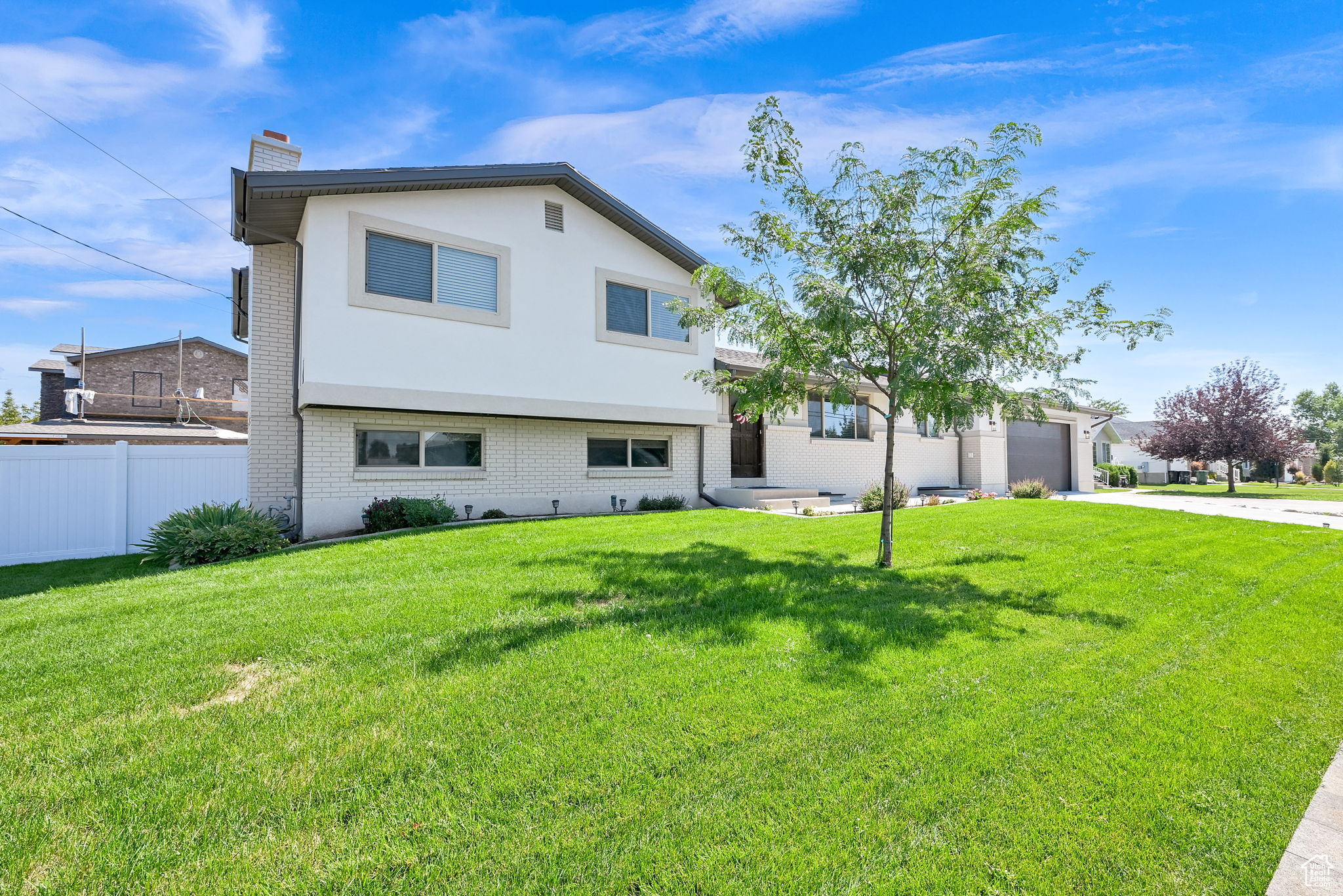 Syracuse, Utah, 84075, United States, 5 Bedrooms Bedrooms, ,2 BathroomsBathrooms,Residential,For Sale,1938699
