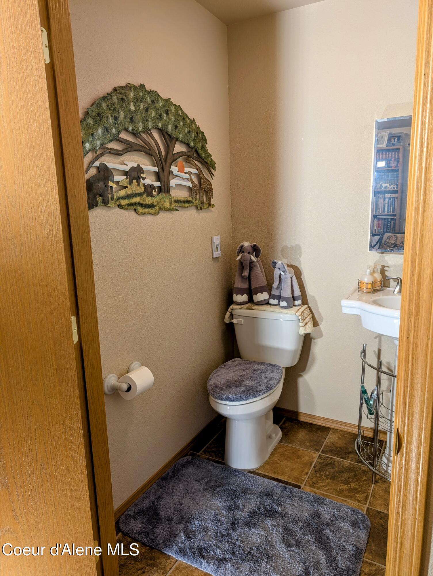 Athol, Idaho, 83801, United States, 8 Bedrooms Bedrooms, ,5 BathroomsBathrooms,Residential,For Sale,1910748