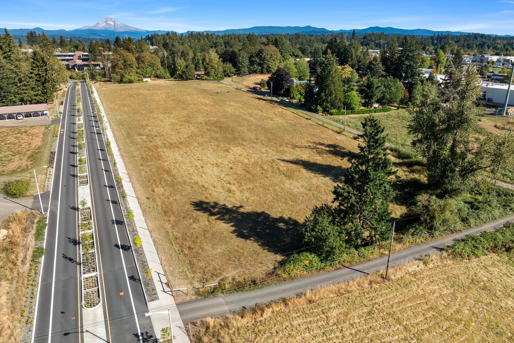  16370 Bell ST Sandy, OR 97055 - 物件實景