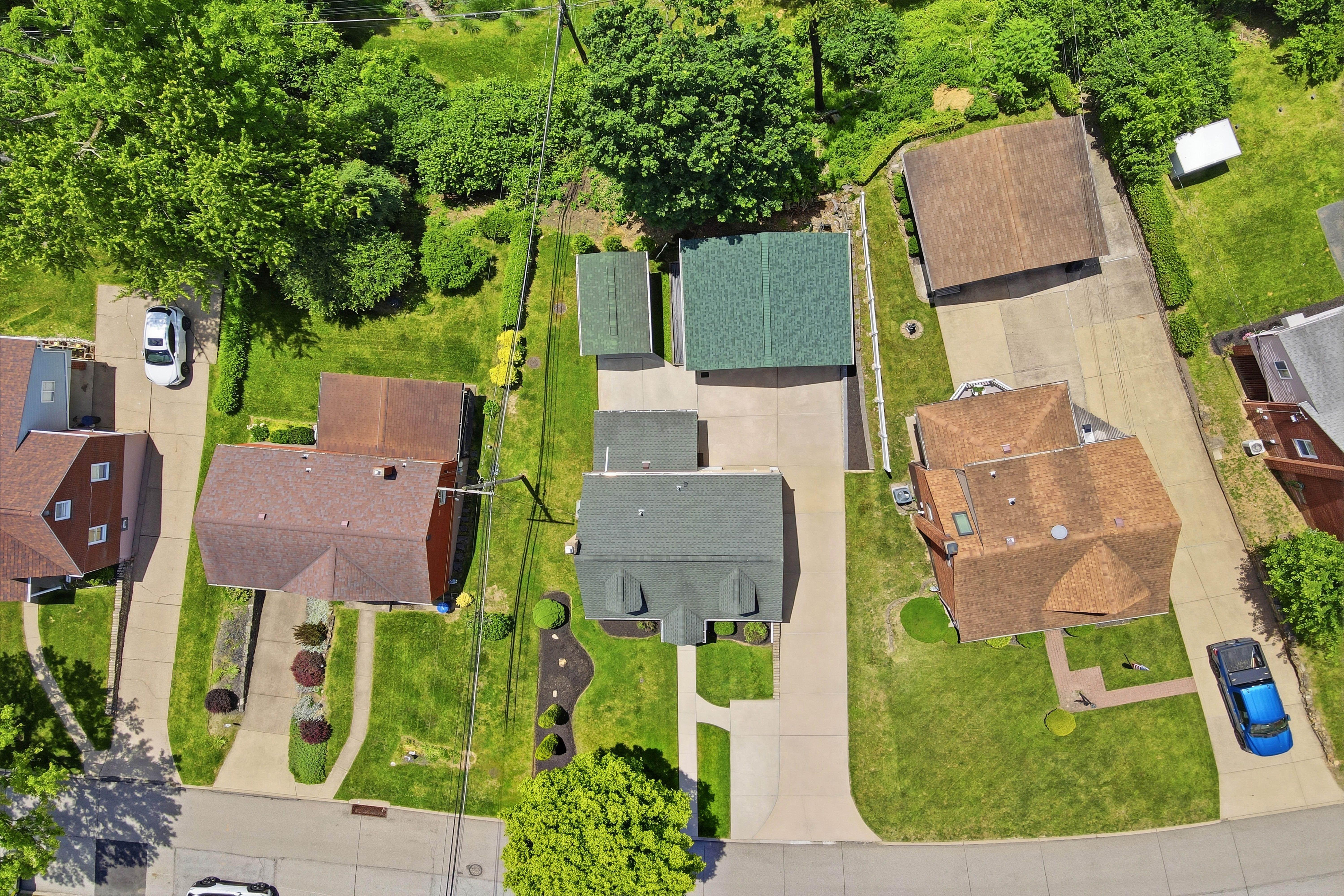  974 Kirsopp Avenue, Pittsburgh, PA 15220 - 物件實景