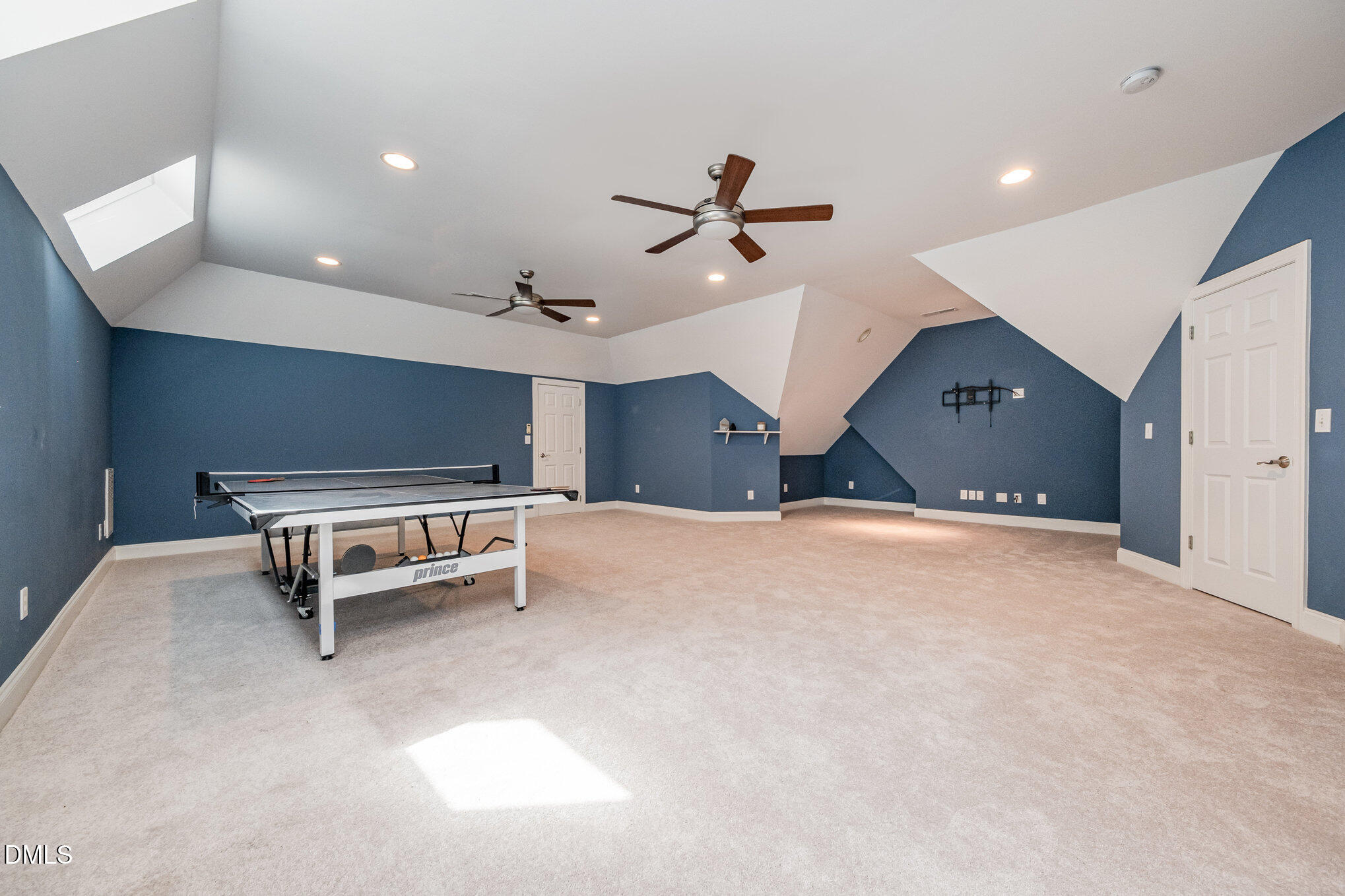 Apex, North Carolina, 27502, United States, 4 Bedrooms Bedrooms, ,4 BathroomsBathrooms,Residential,For Sale,1986214