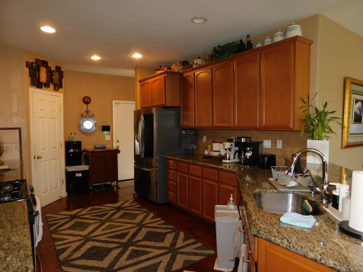 Stockton, California, 95205, United States, 5 Bedrooms Bedrooms, ,3 BathroomsBathrooms,Residential,For Sale,1935590