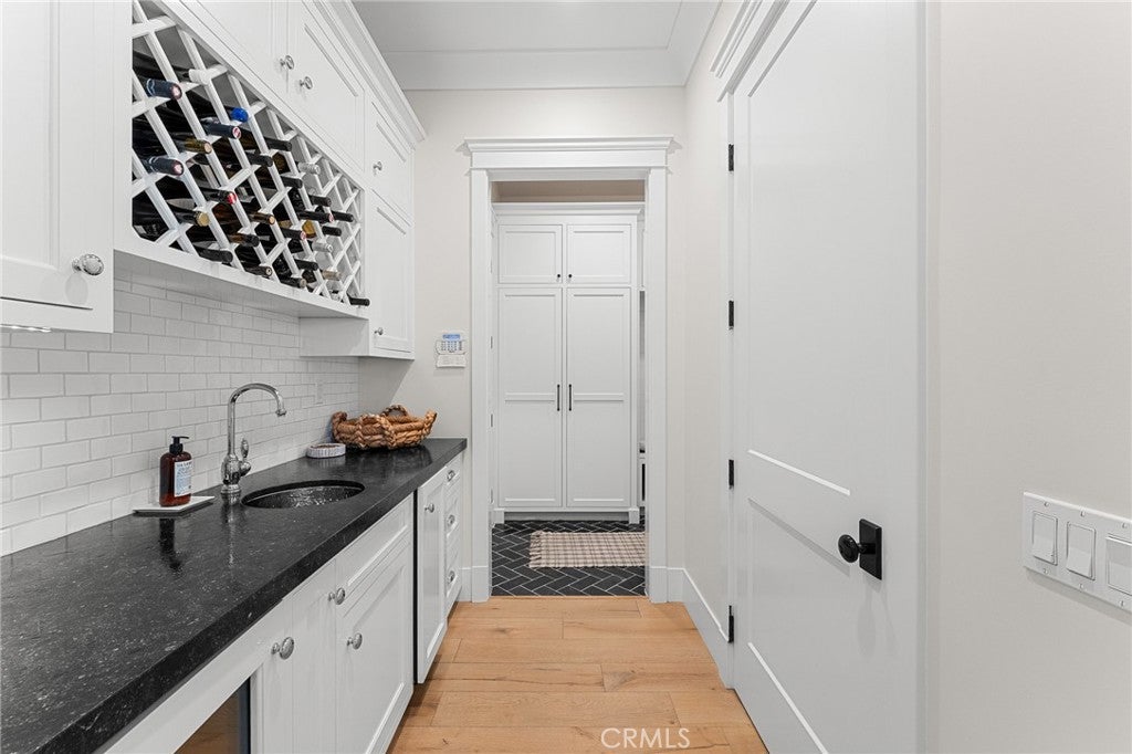 Redlands, California, 92373, United States, 5 Bedrooms Bedrooms, ,6 BathroomsBathrooms,Residential,For Sale,1984155