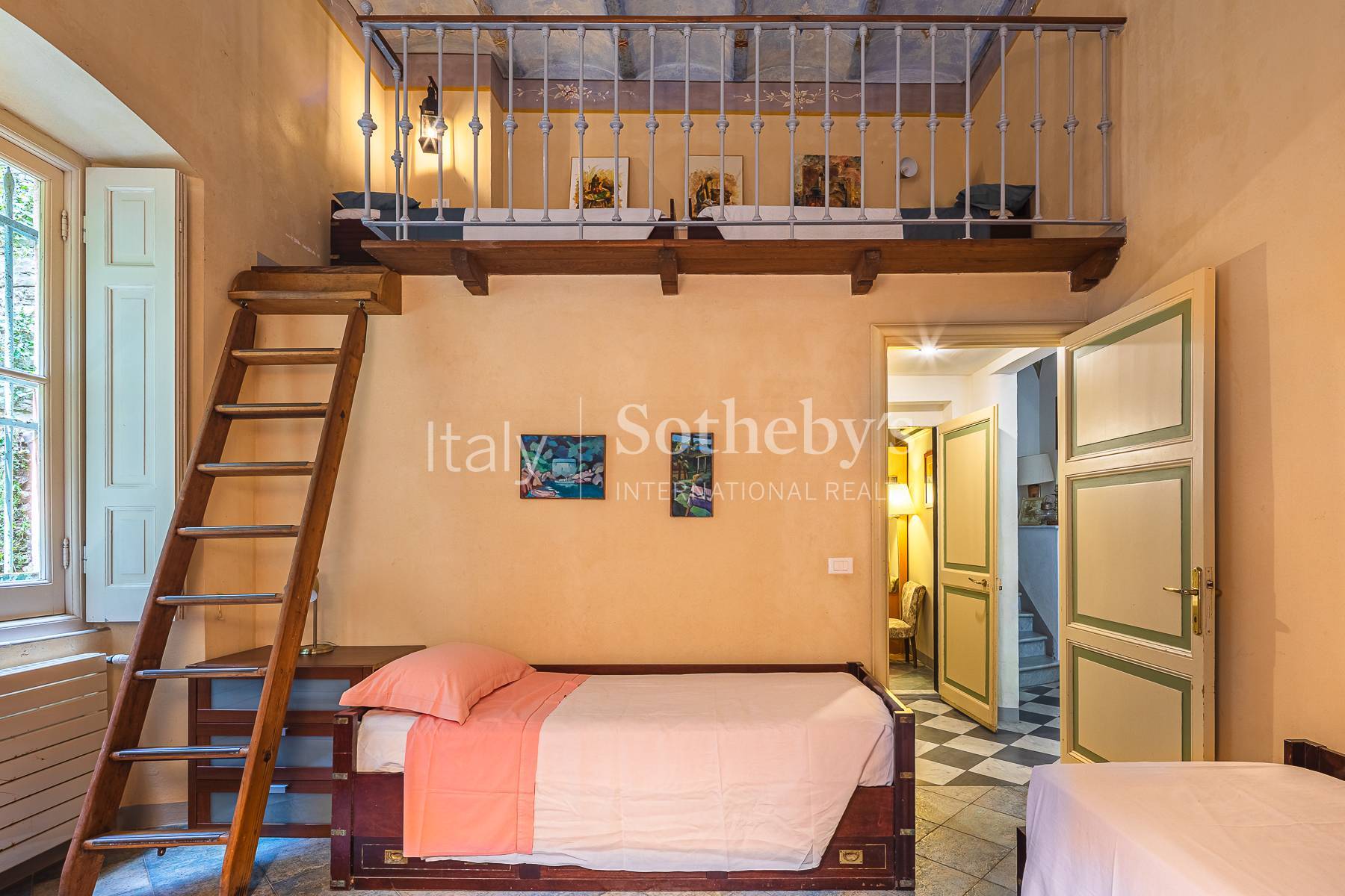  Magnificent Property with Direct Access to the Sea - 物件實景