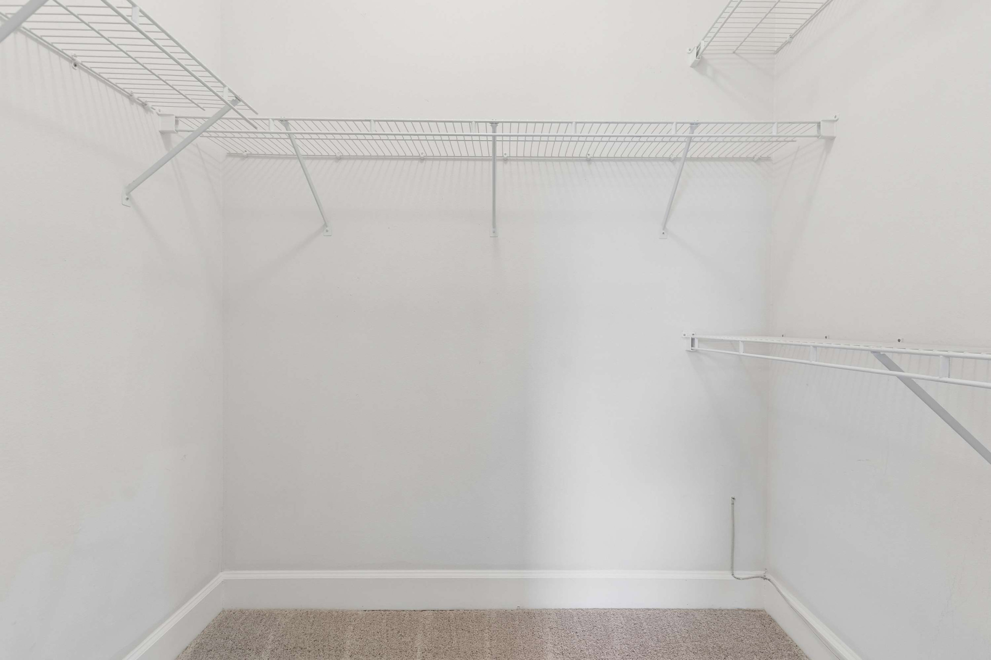  Renovated Condo Combines Comfort, Privacy and Intown Convenience - 物件實景