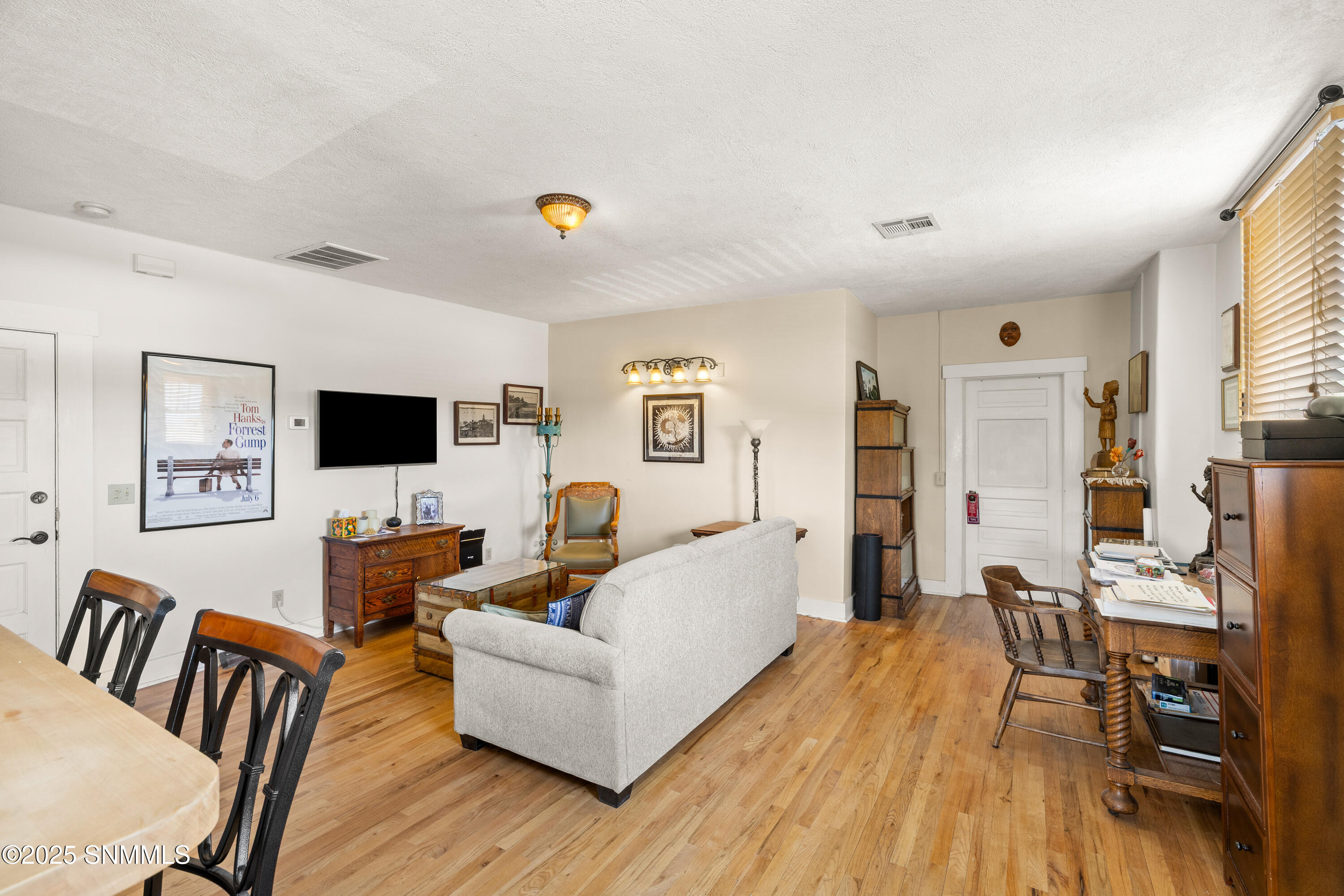 Silver City, New Mexico, 88061, United States, 5 Bedrooms Bedrooms, ,6 BathroomsBathrooms,Residential,For Sale,1986302