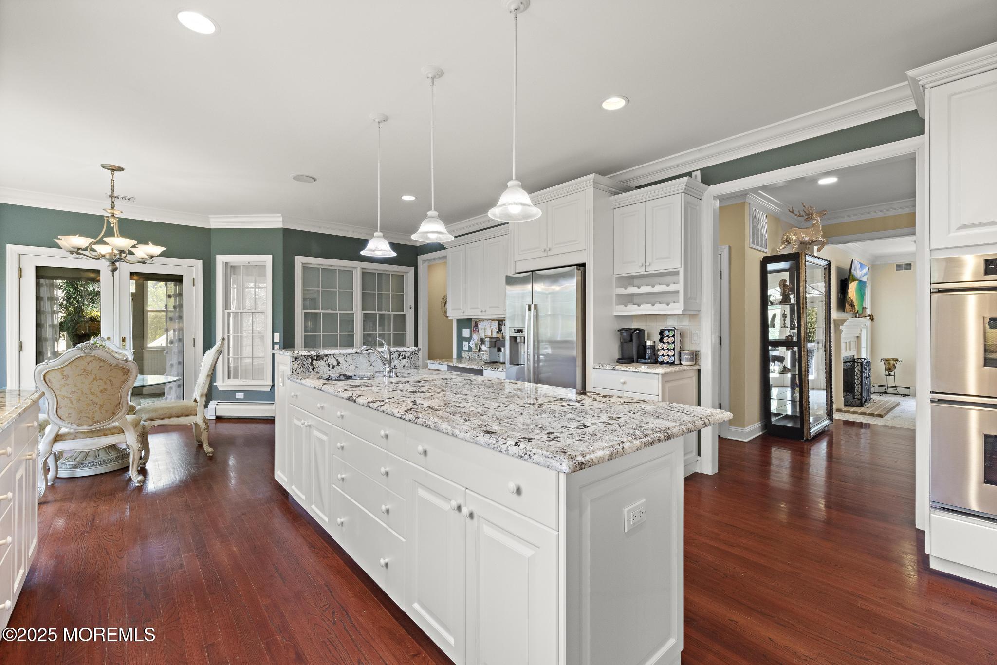 Wall, New Jersey, 07719, United States, 6 Bedrooms Bedrooms, ,4 BathroomsBathrooms,Residential,For Sale,2003107