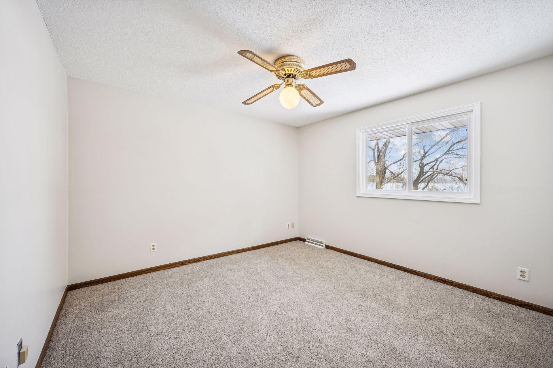 Greenfield, Minnesota, 55357, United States, 3 Bedrooms Bedrooms, ,2 BathroomsBathrooms,Residential,For Sale,2000513