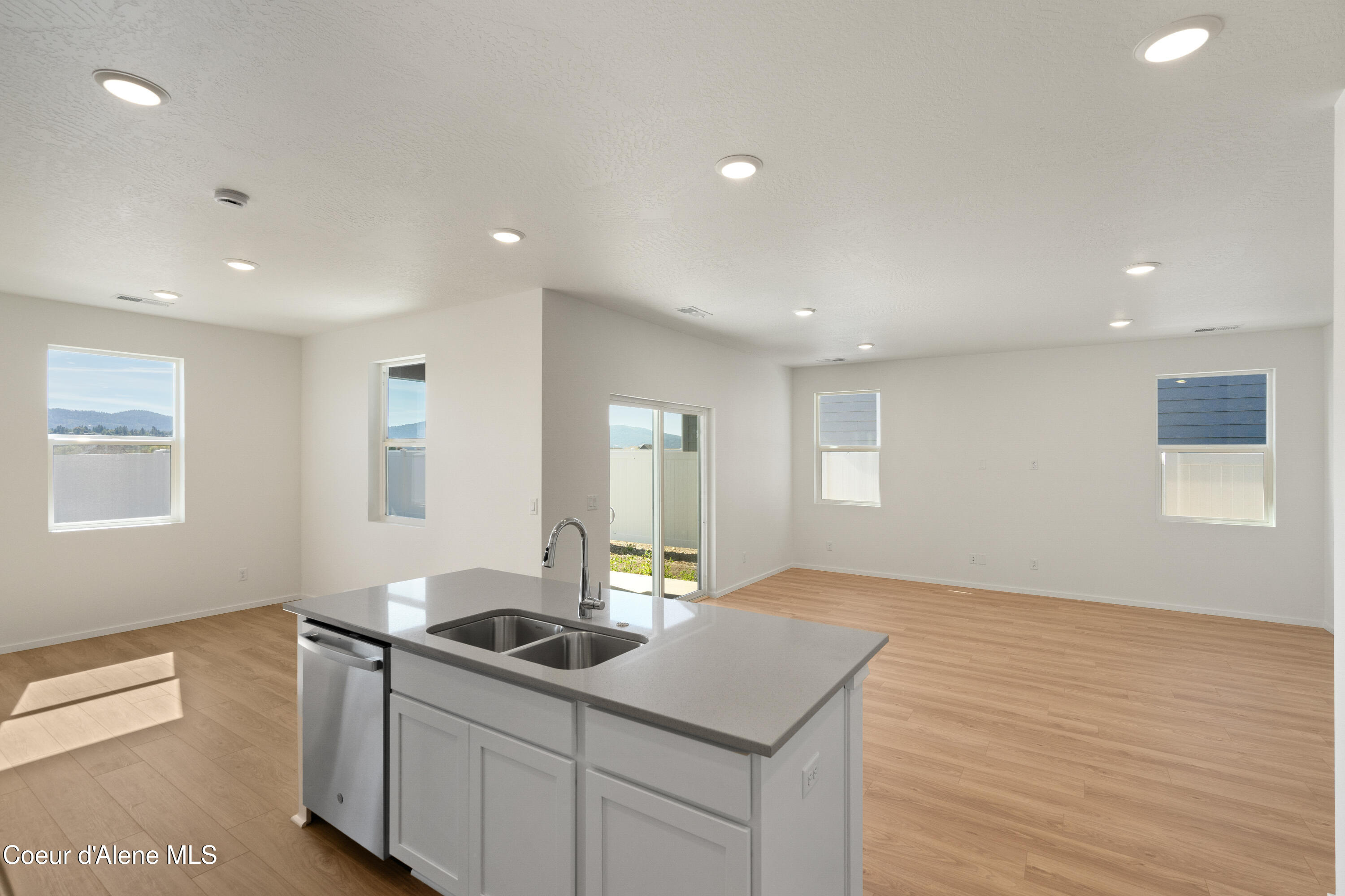 Post Falls, Idaho, 83854, United States, 3 Bedrooms Bedrooms, ,Residential,For Sale,2005820