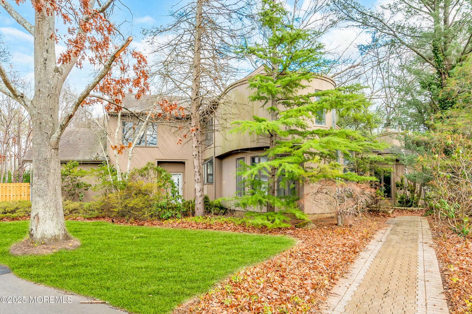 Allentown, New Jersey, 08720, United States, 4 Bedrooms Bedrooms, ,3 BathroomsBathrooms,Residential,For Sale,1845421
