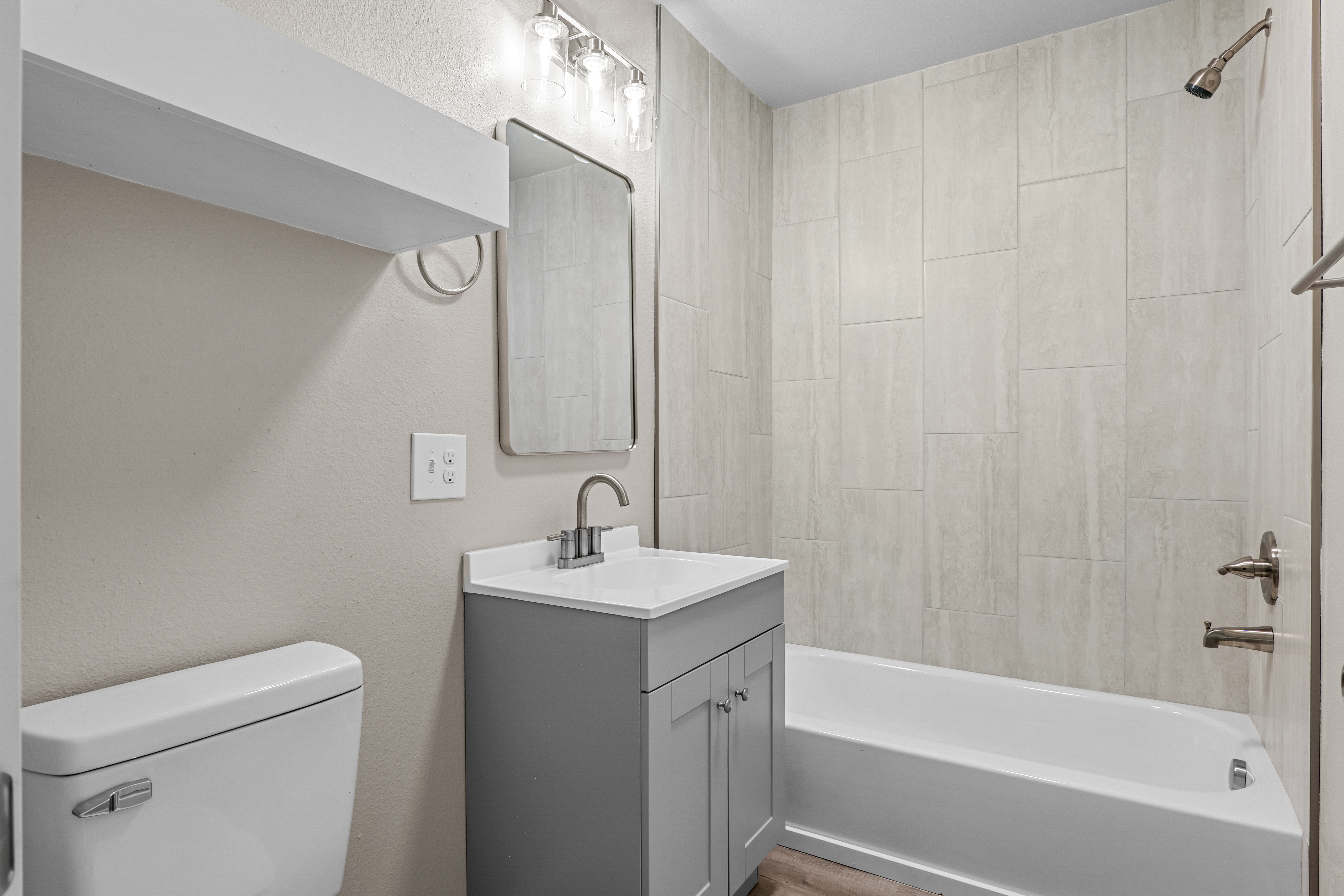  2139 W 46th Place, Tulsa, OK, 74107 - 物件實景