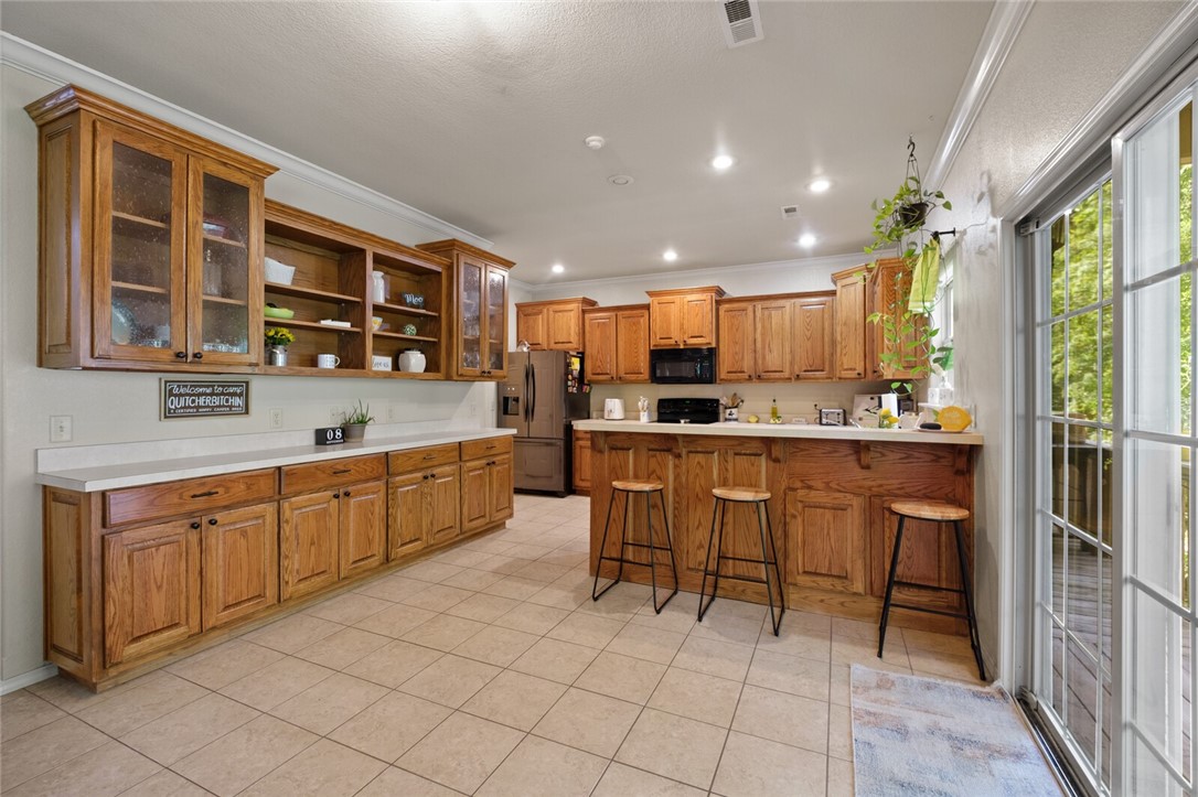 Bella Vista, Arkansas, 72714, United States, 4 Bedrooms Bedrooms, ,3 BathroomsBathrooms,Residential,For Sale,1949126