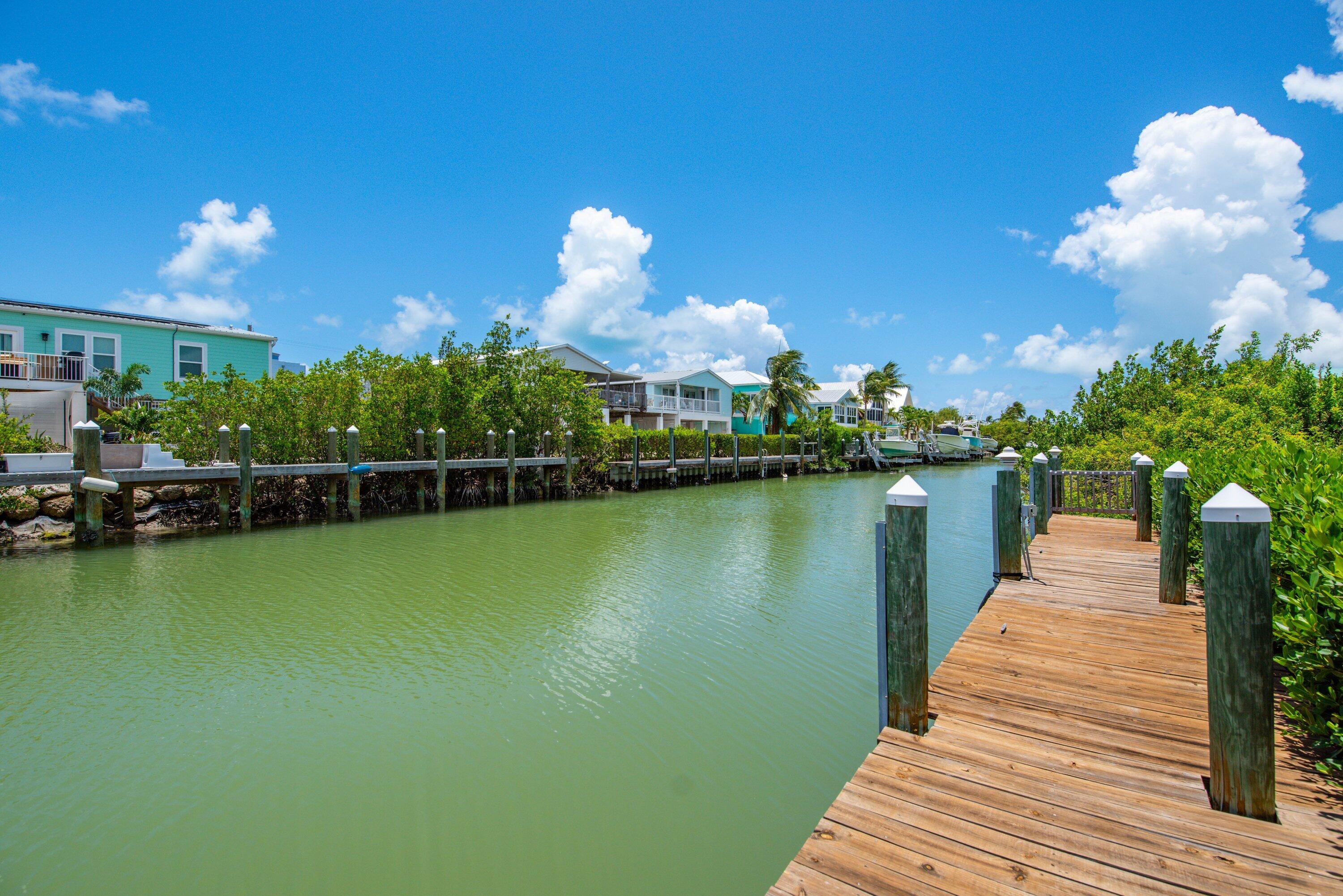 MARATHON, Florida, 33050, United States, 2 Bedrooms Bedrooms, ,2 BathroomsBathrooms,Residential,For Sale,1885329