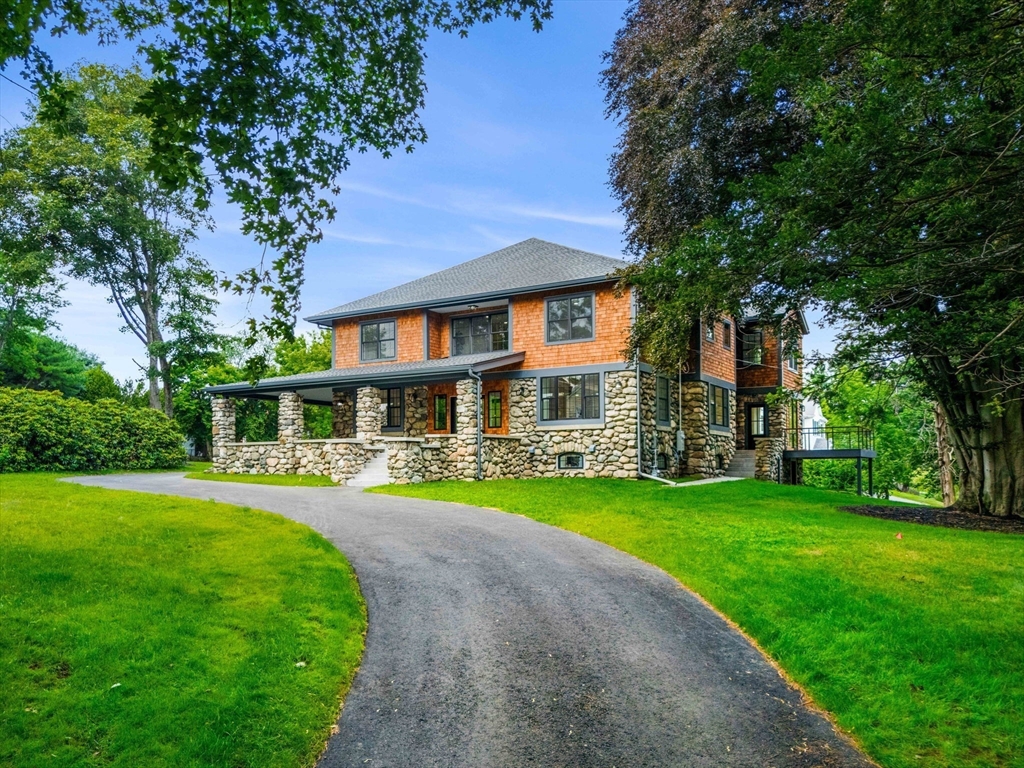Natick, Massachusetts, 01760, United States, 5 Bedrooms Bedrooms, ,6 BathroomsBathrooms,Residential,For Sale,1901321