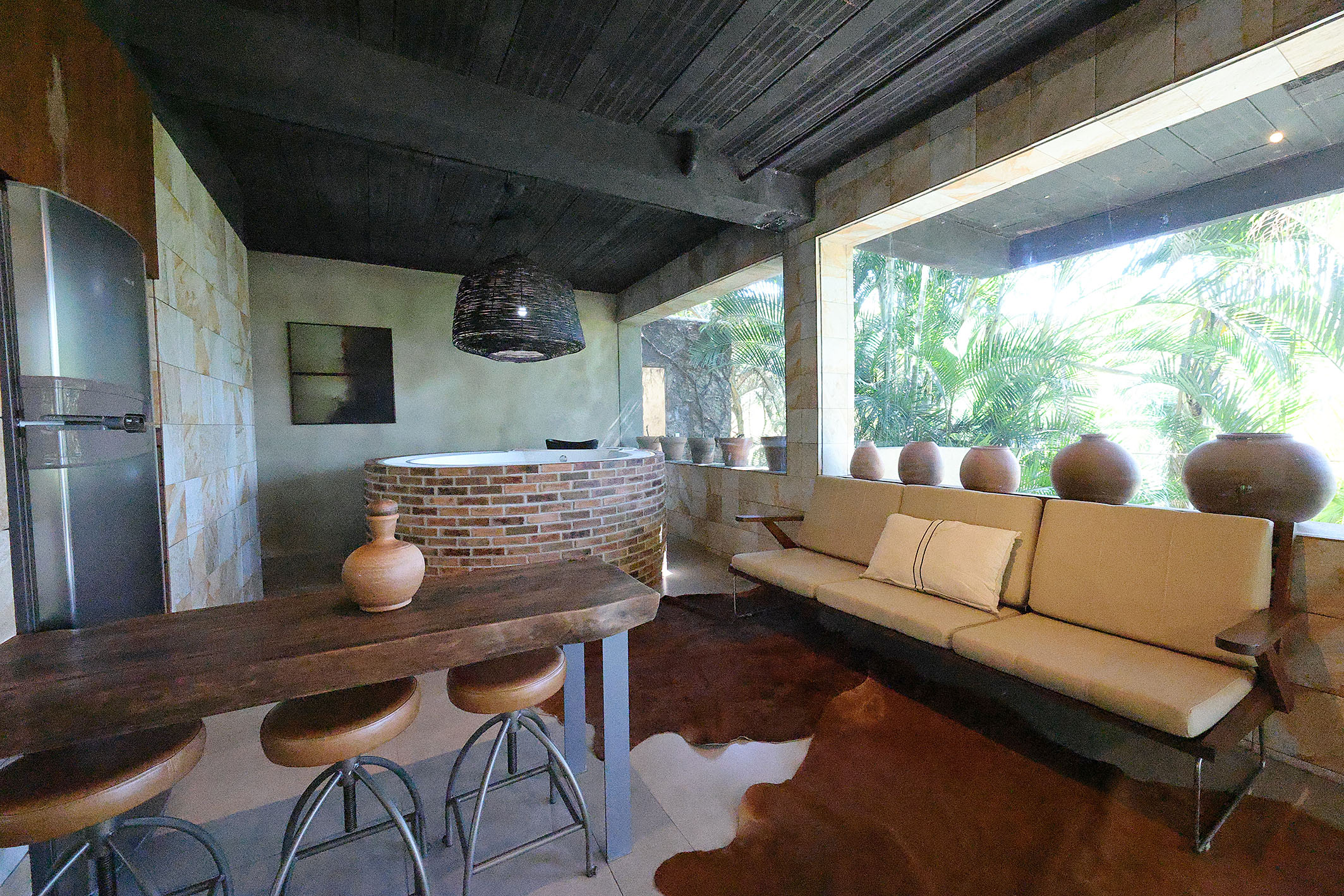  Contemporary estate immersed in nature with panoramic lake views - 物件實景