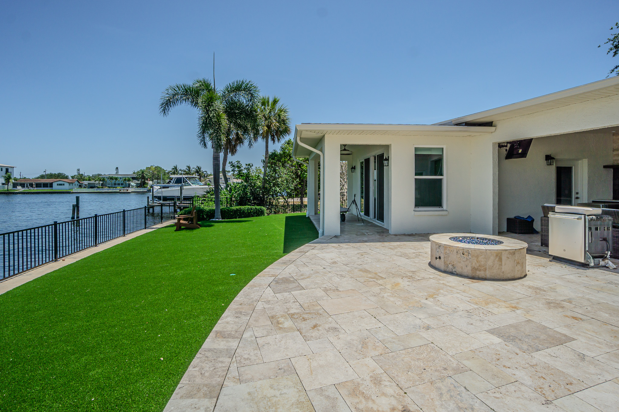 St. Petersburg, Florida, 33704, United States, 4 Bedrooms Bedrooms, ,3 BathroomsBathrooms,Residential,For Sale,1979413