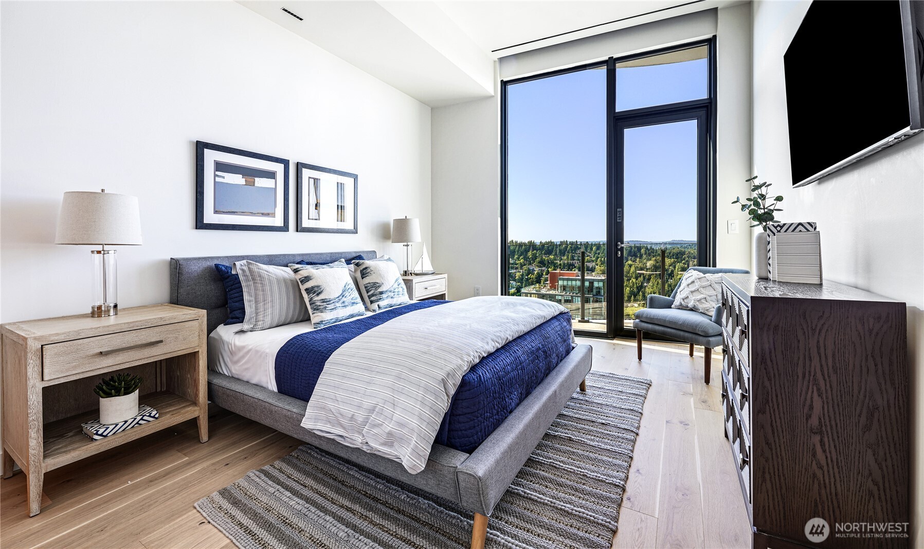 Bellevue, Washington, 98004, United States, 3 Bedrooms Bedrooms, ,3 BathroomsBathrooms,Residential,For Sale,1859717