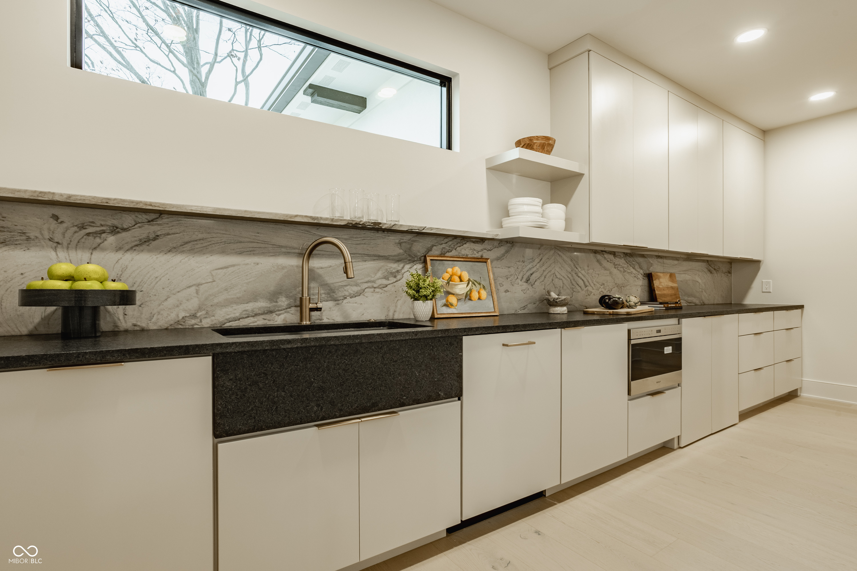 Bargersville, Indiana, 46106, United States, 5 Bedrooms Bedrooms, ,6 BathroomsBathrooms,Residential,For Sale,1977428