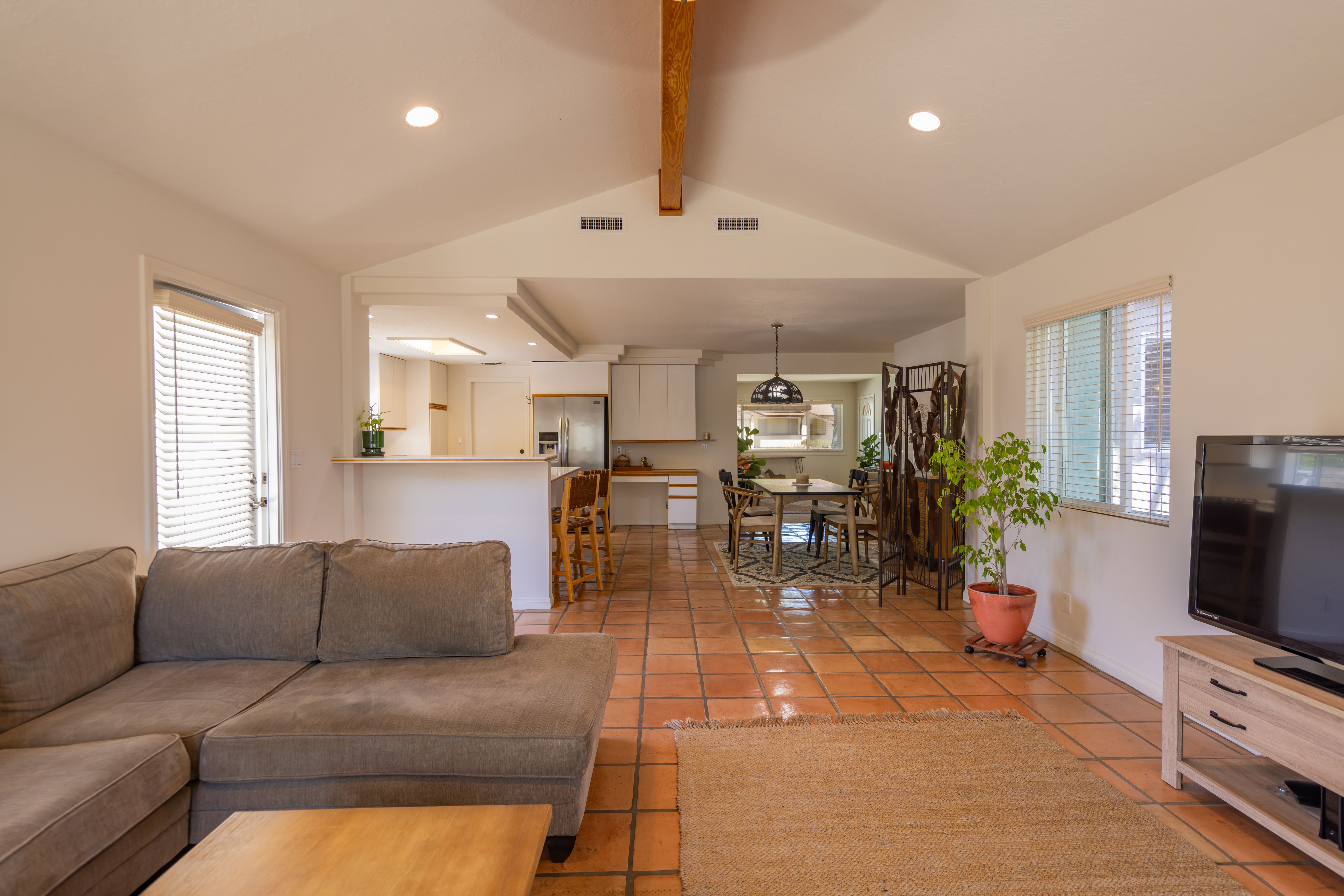  1284 Ferrara Drive, Ojai, CA 93023 - 物件實景
