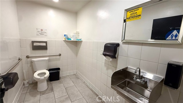 South Gate, California, 90280, United States, ,Residential,For Sale,1985741