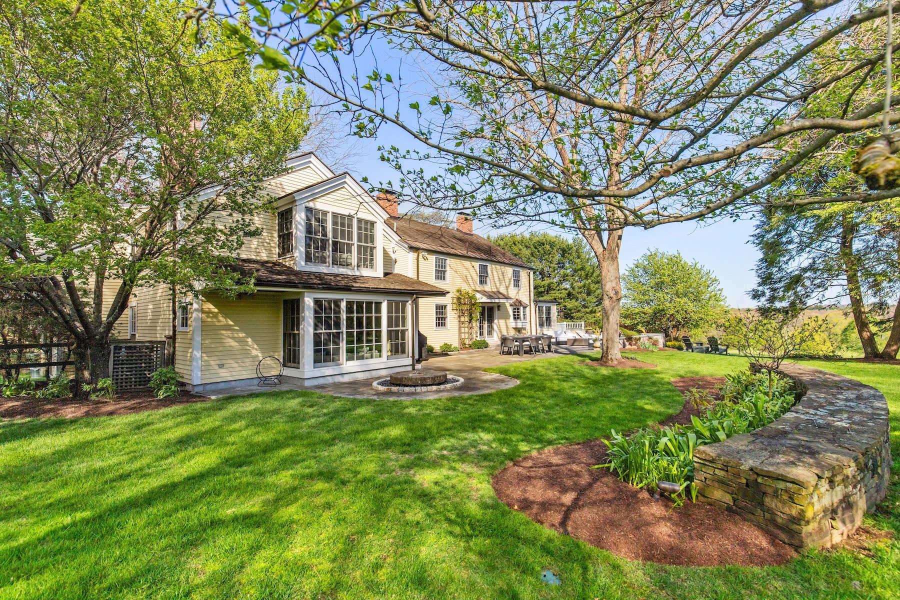  151 Oakland Street, Wellesley, MA, 02481 - 物件實景